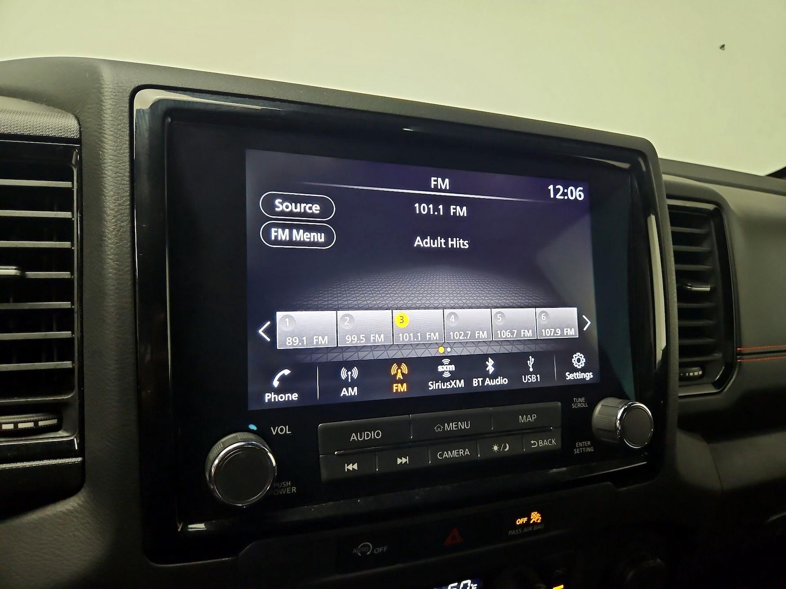 2024 Nissan Frontier PRO-4X - Photo 17