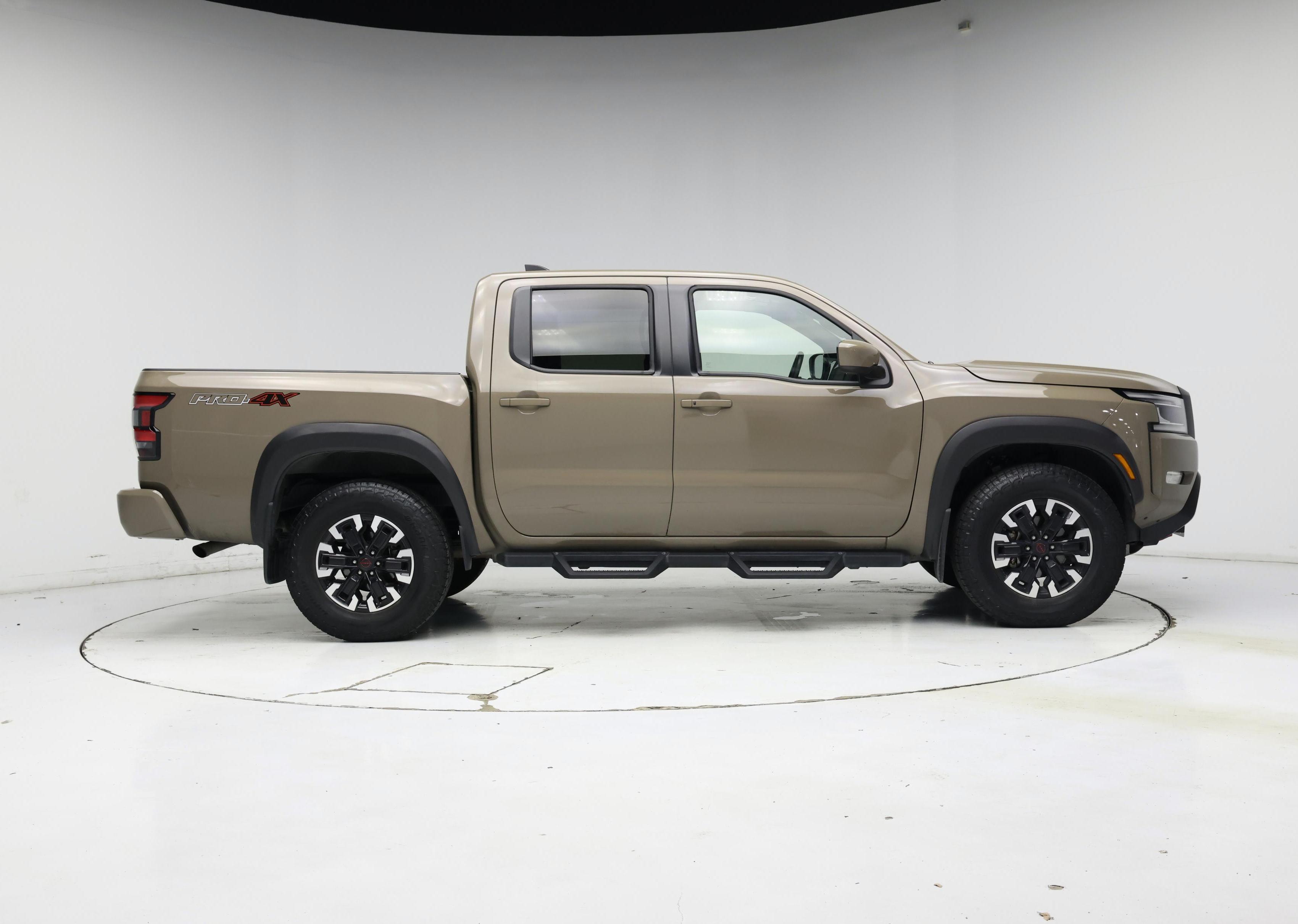 Thumbnail: 2024 Nissan Frontier - 7