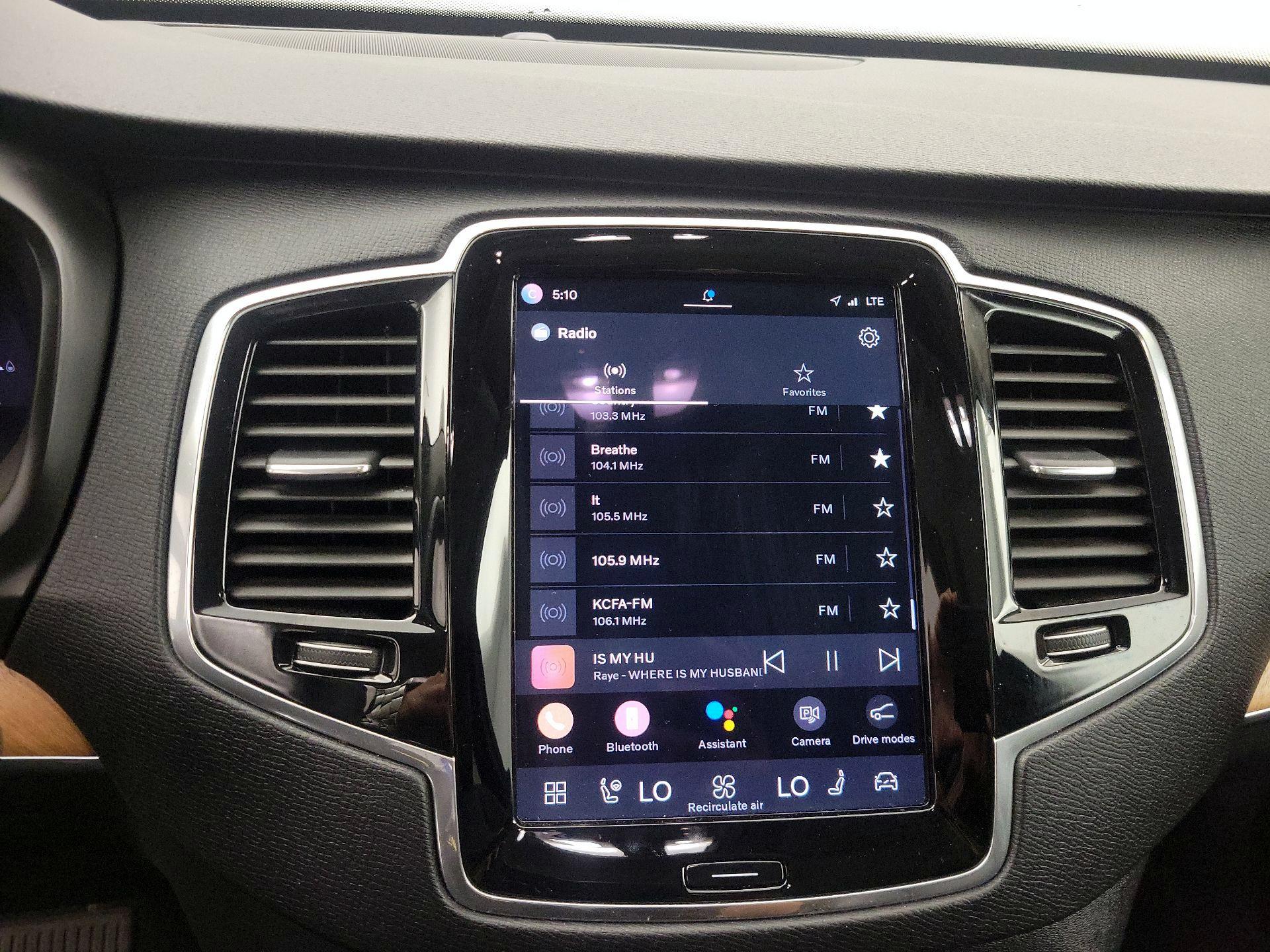 Thumbnail: 2023 Volvo XC90 - 16