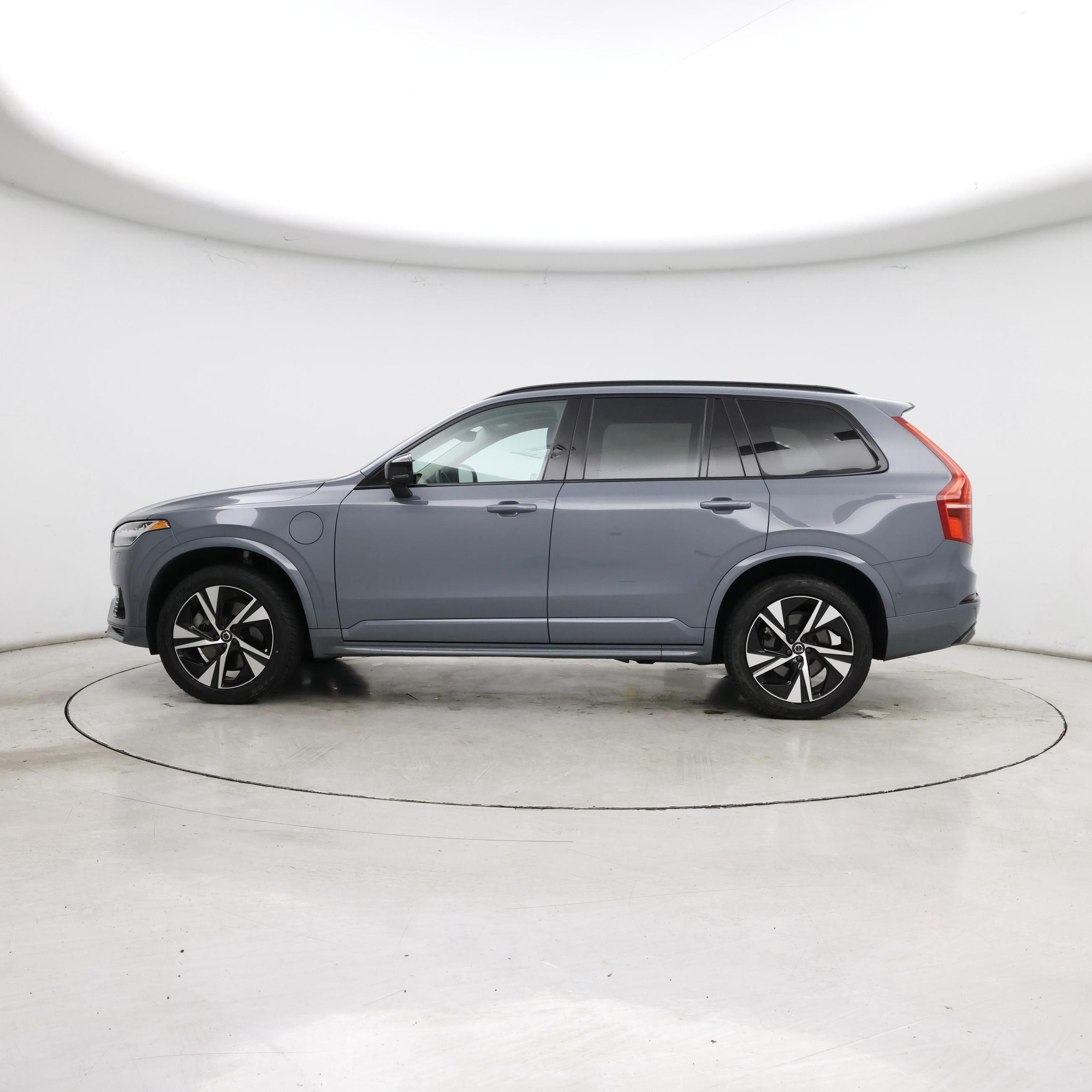 Thumbnail: 2023 Volvo XC90 - 3
