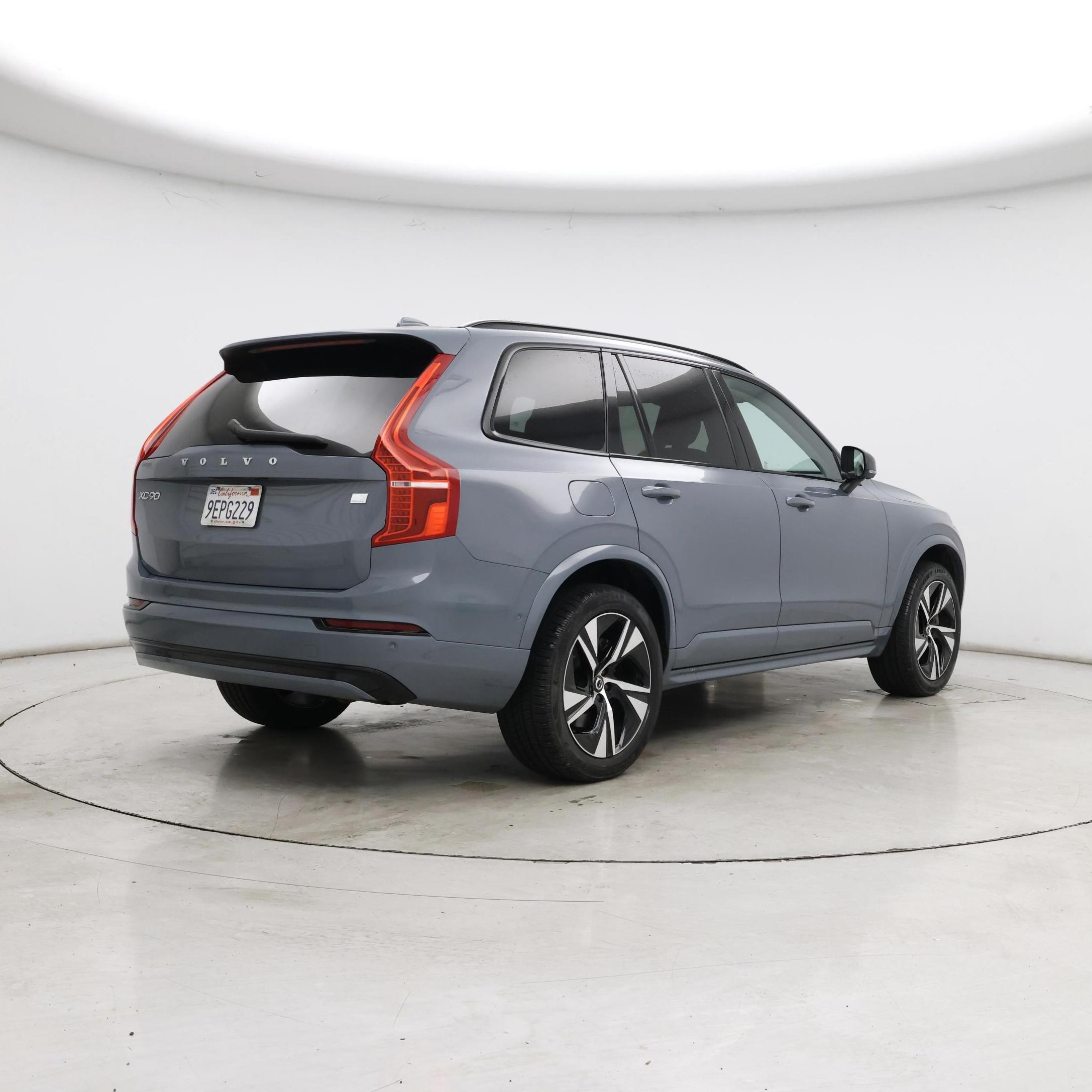 Thumbnail: 2023 Volvo XC90 - 8