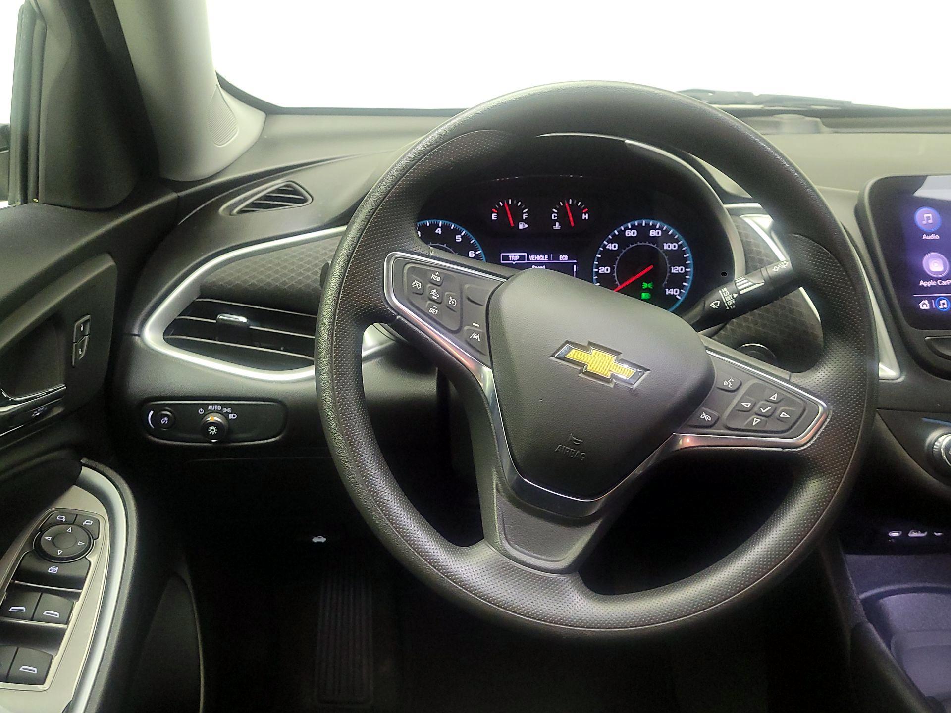 Thumbnail: 2024 Chevrolet Malibu - 10