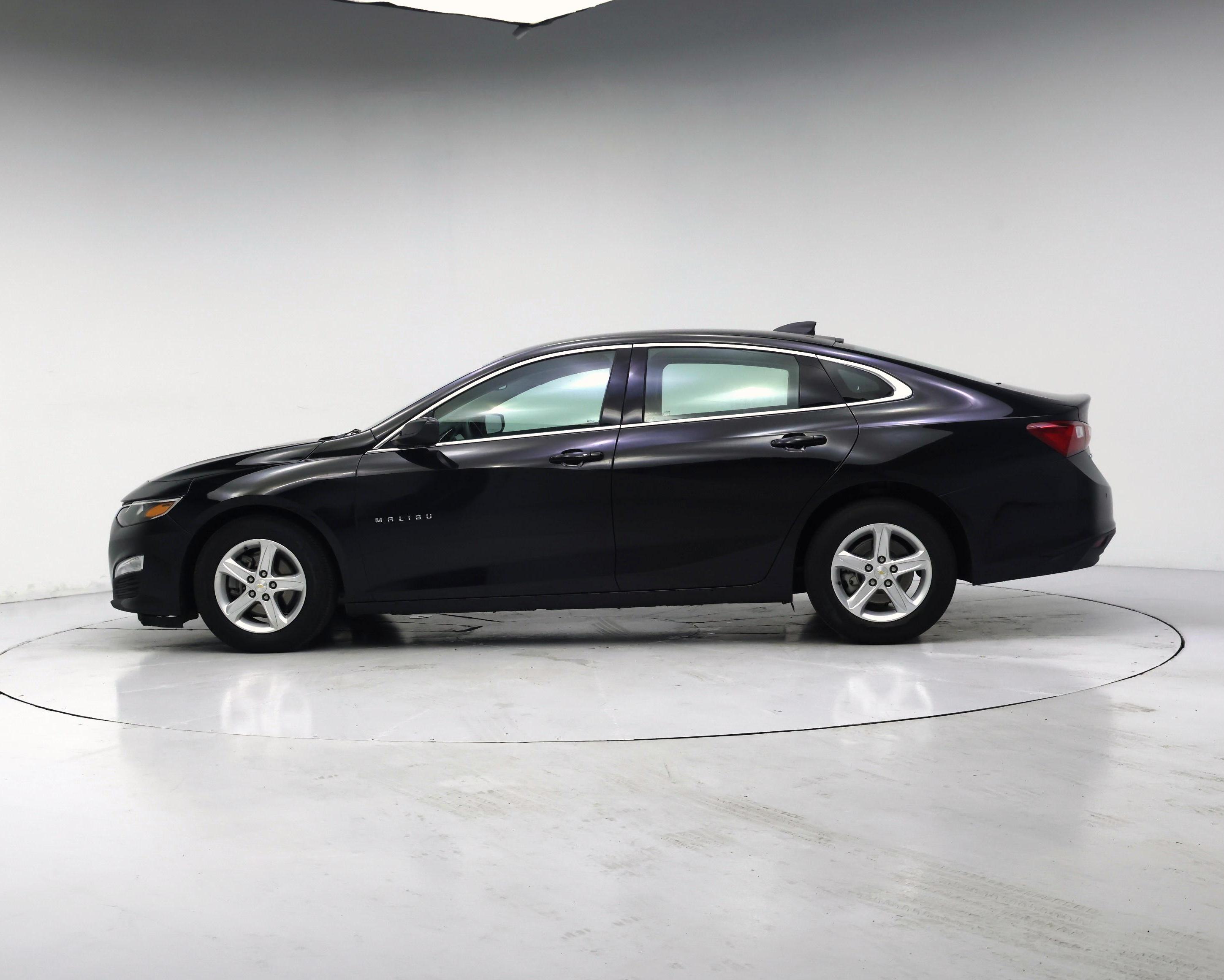 Thumbnail: 2024 Chevrolet Malibu - 3