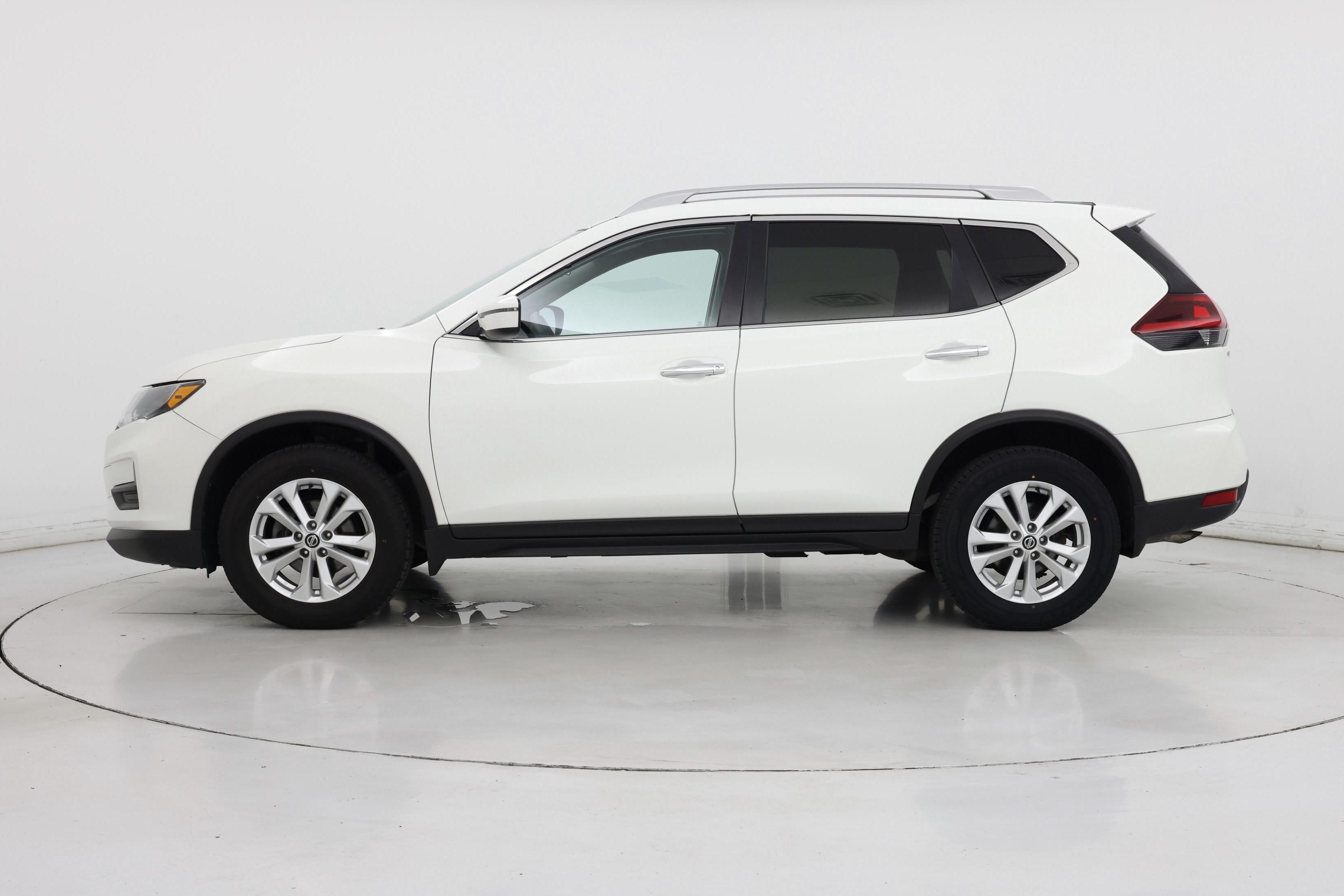 Thumbnail: 2018 Nissan Rogue - 3