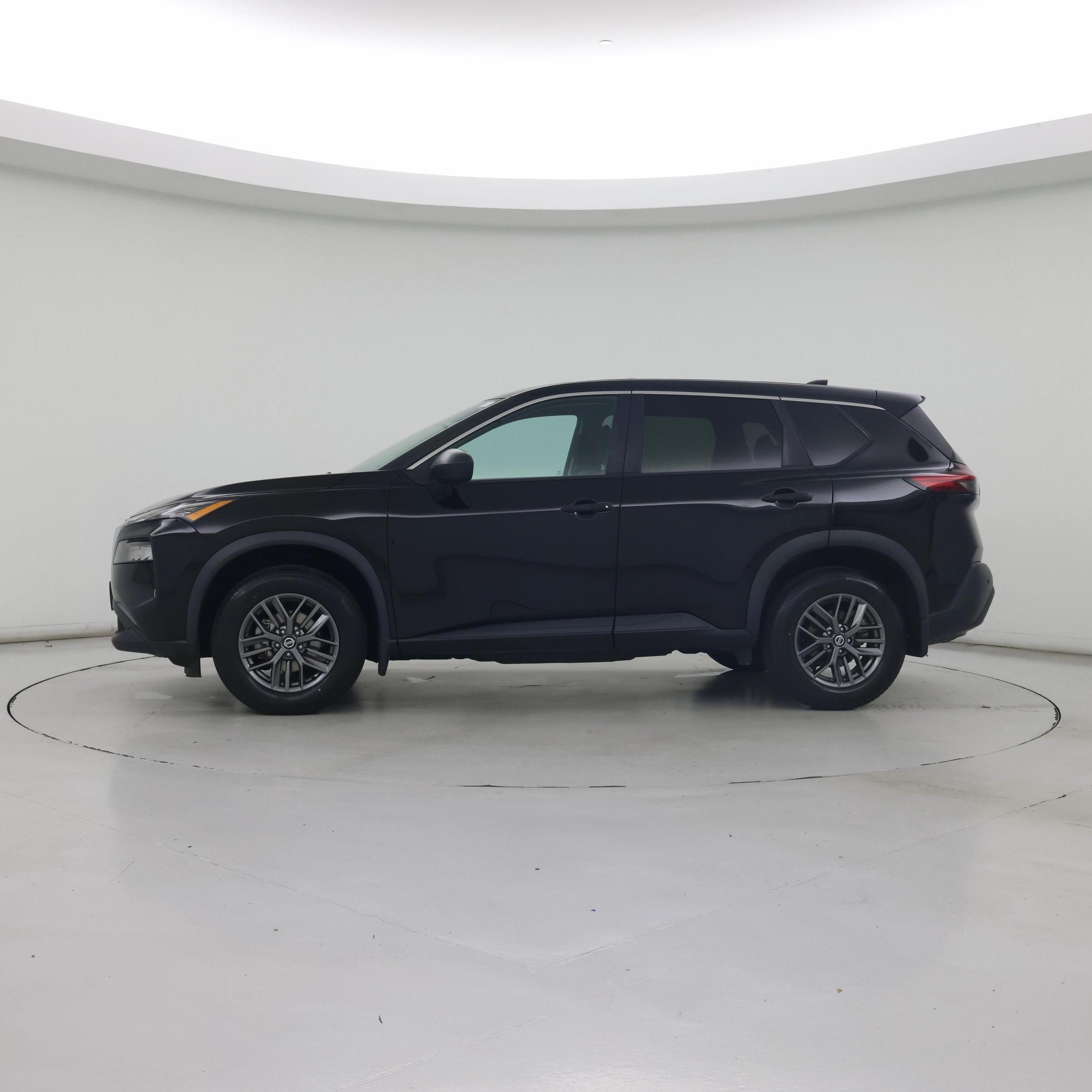 Thumbnail: 2021 Nissan Rogue - 3