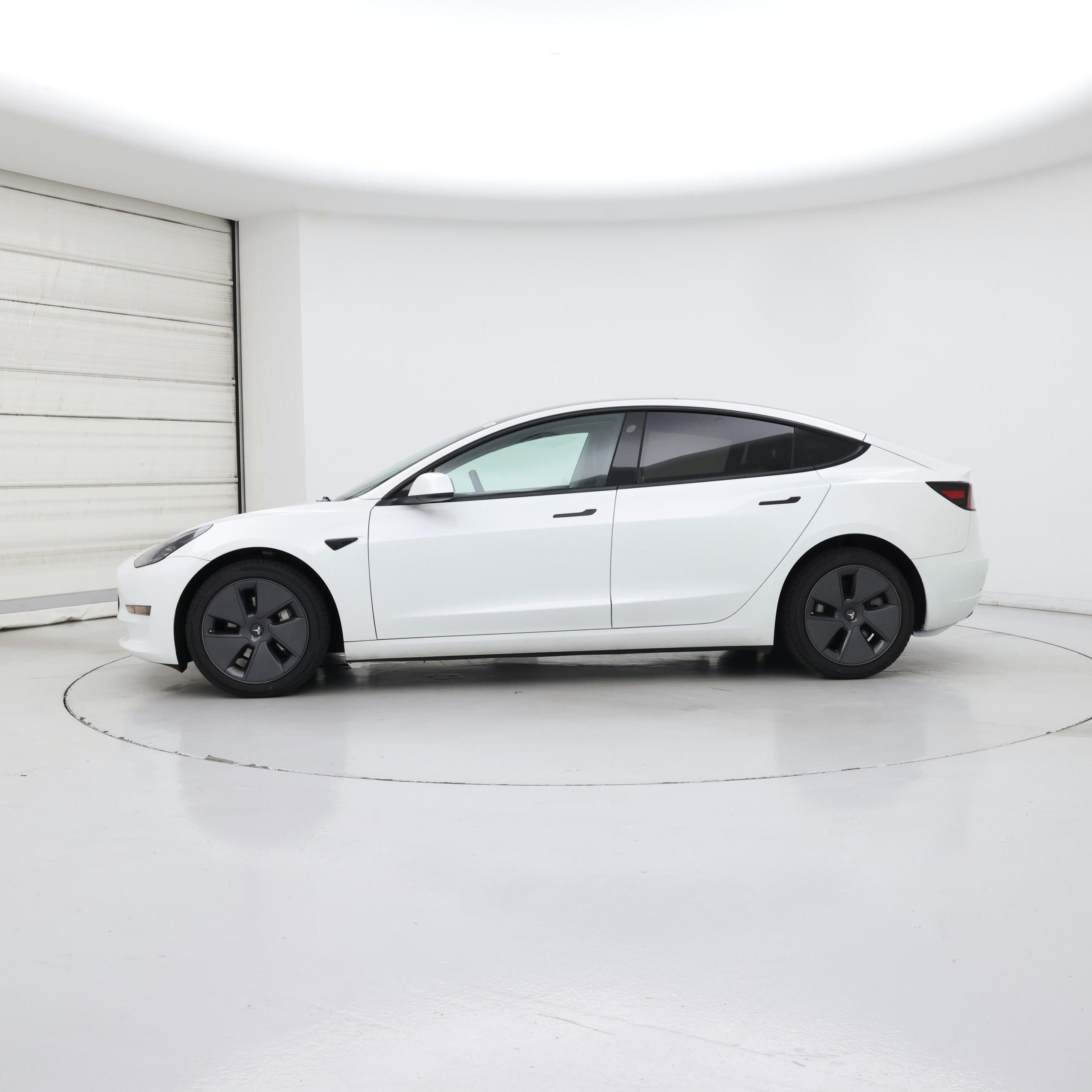 Thumbnail: 2023 Tesla Model 3 - 3