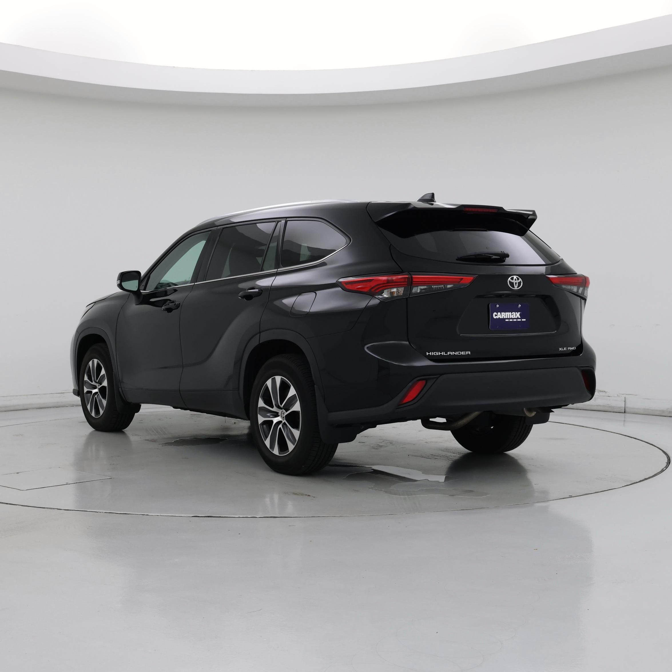 Thumbnail: 2020 Toyota Highlander - 2