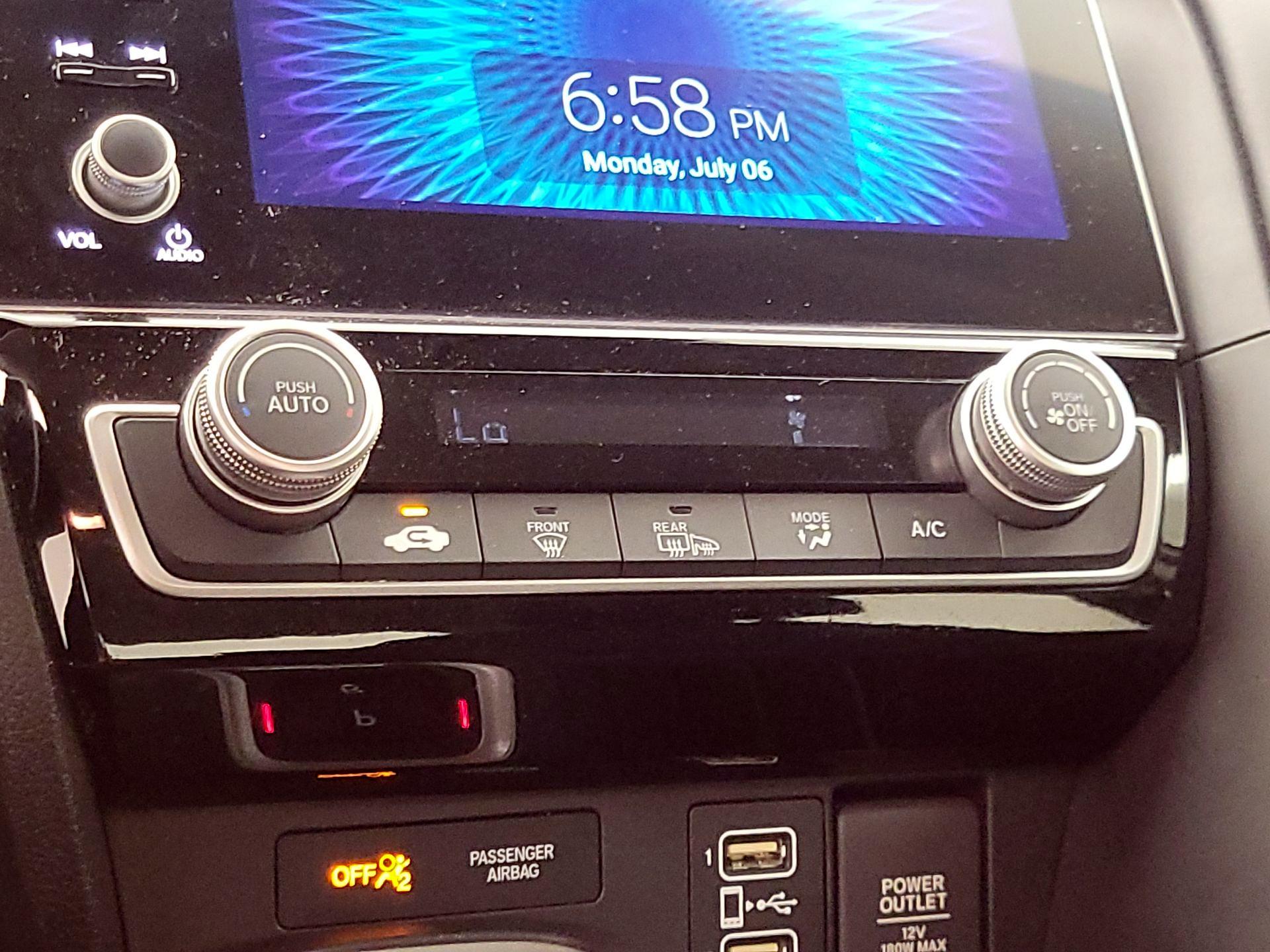 Thumbnail: 2020 Honda Insight - 16