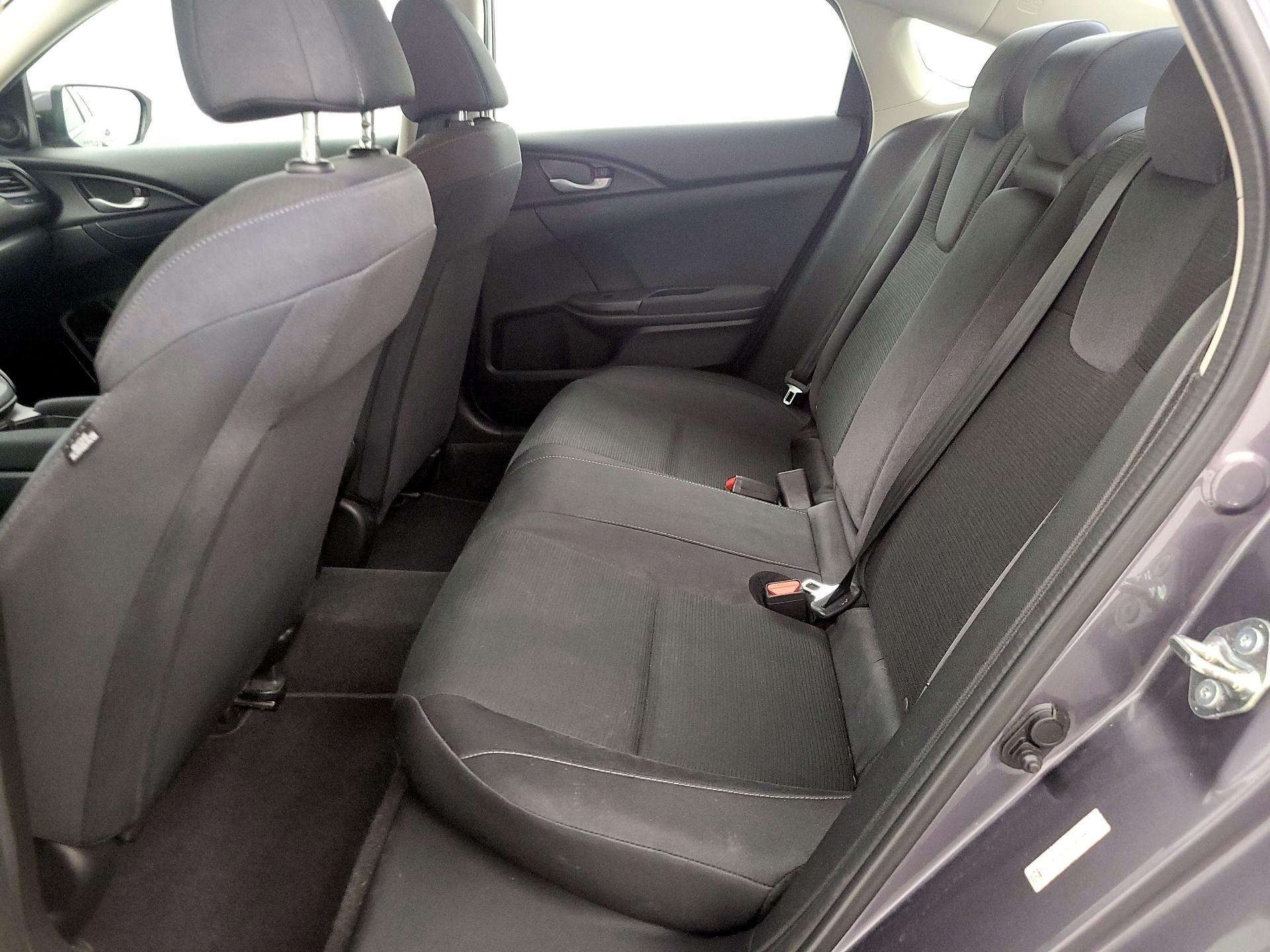 Thumbnail: 2020 Honda Insight - 19