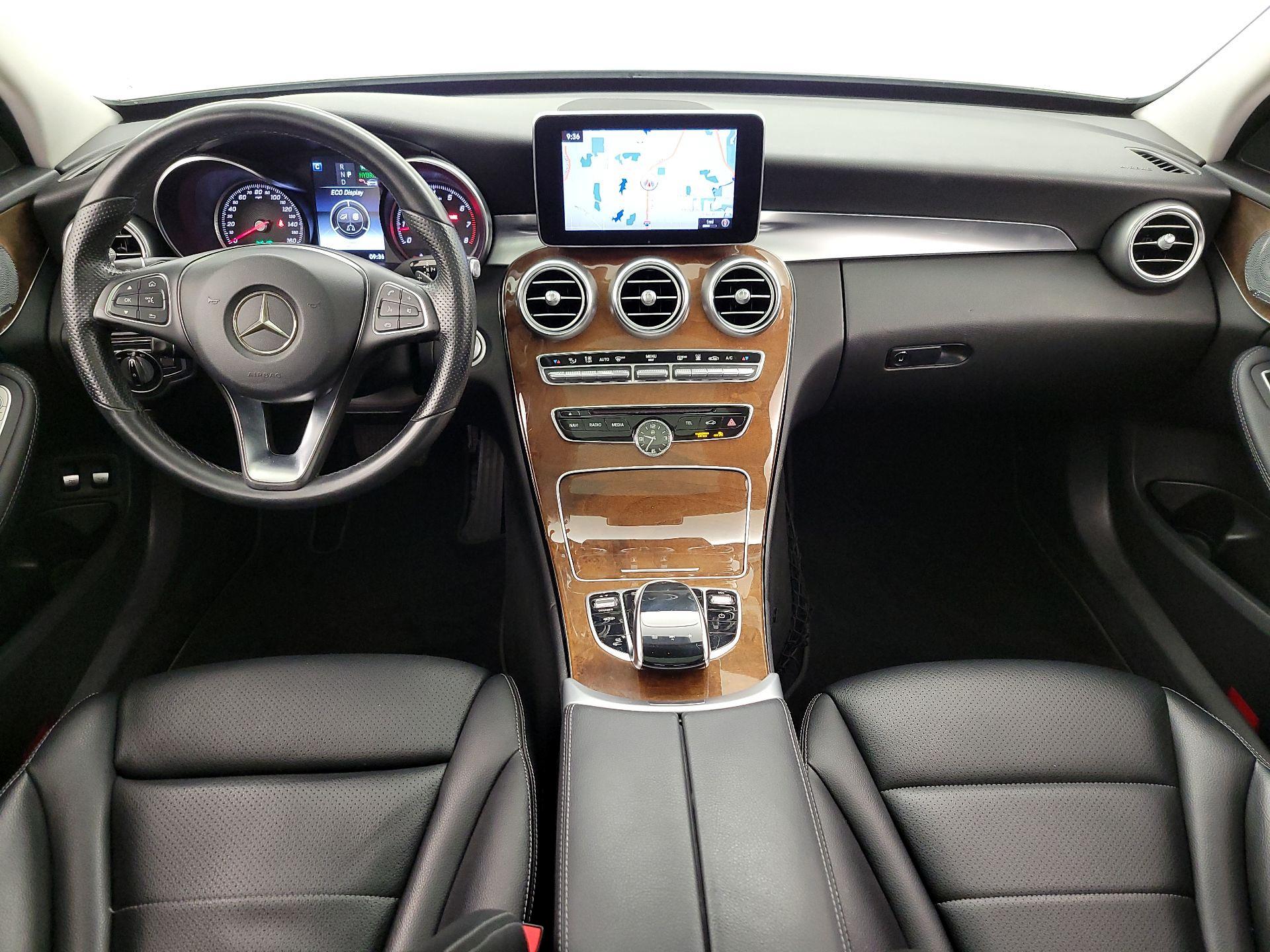 Thumbnail: 2016 Mercedes-Benz C-Class - 9