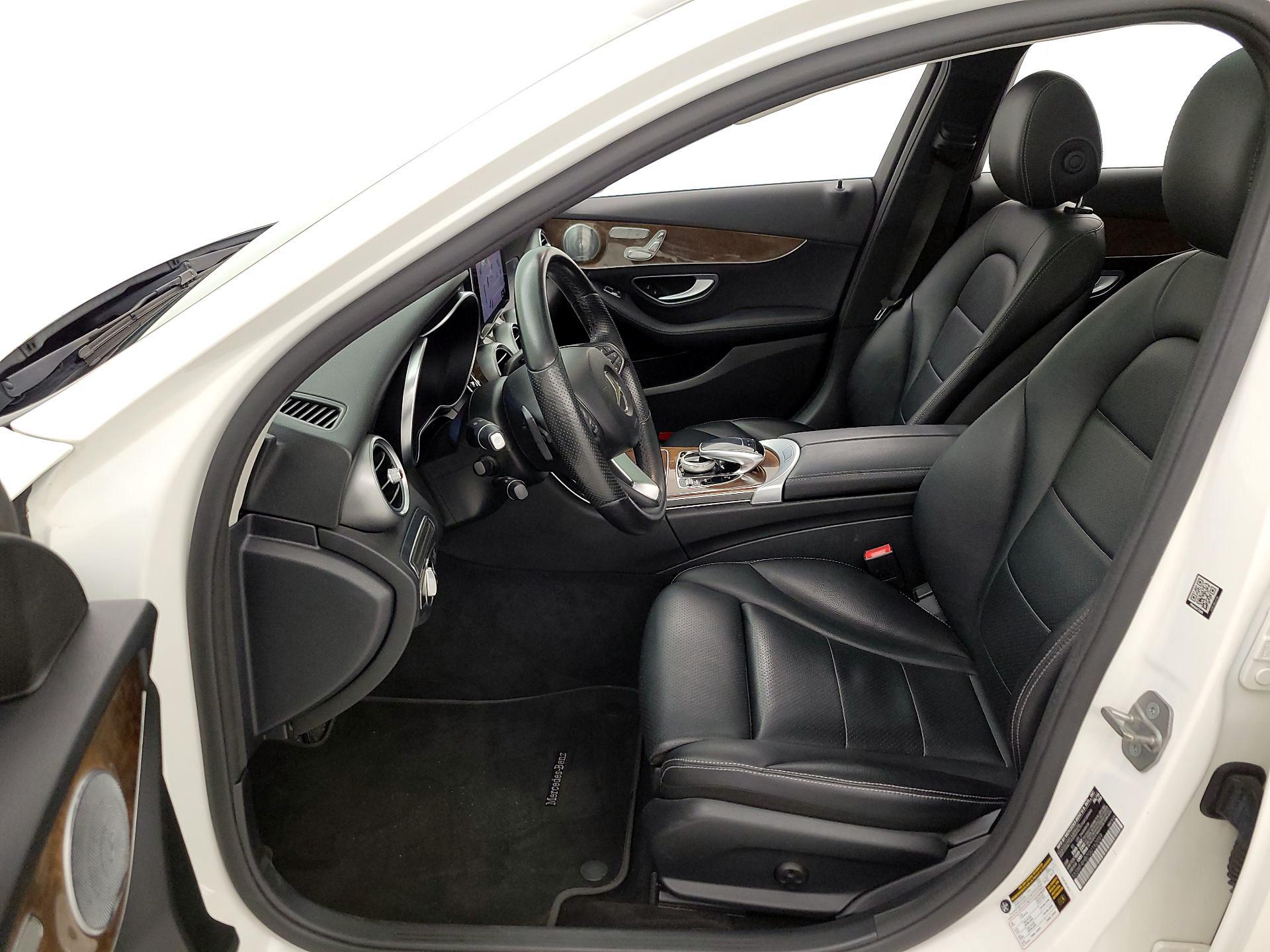 Thumbnail: 2016 Mercedes-Benz C-Class - 11