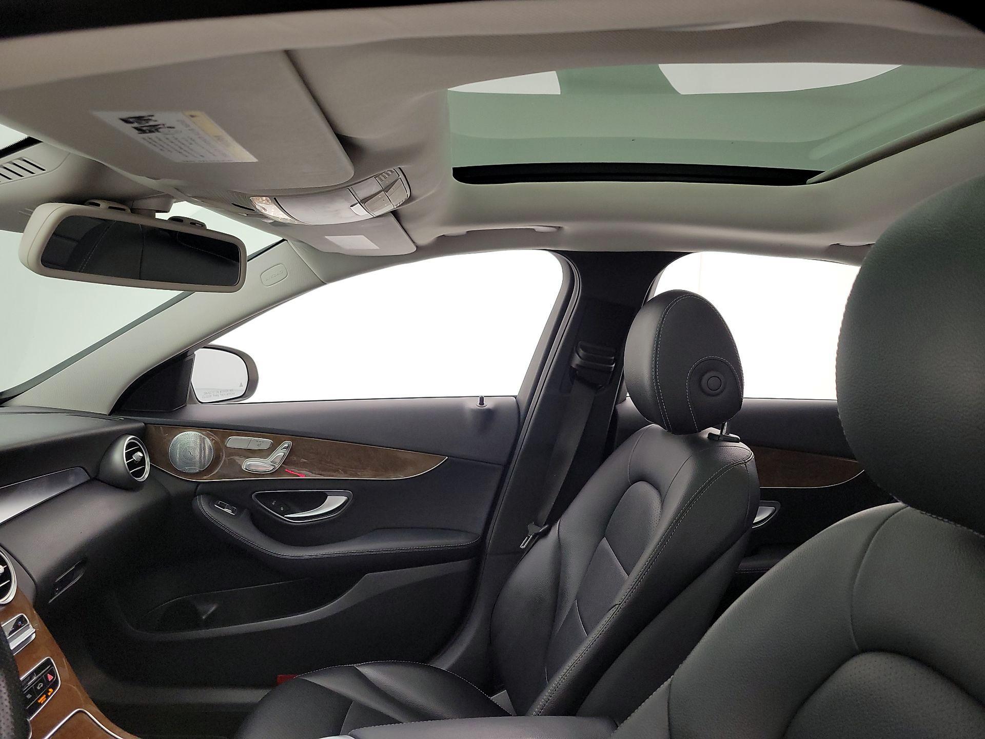Thumbnail: 2016 Mercedes-Benz C-Class - 19