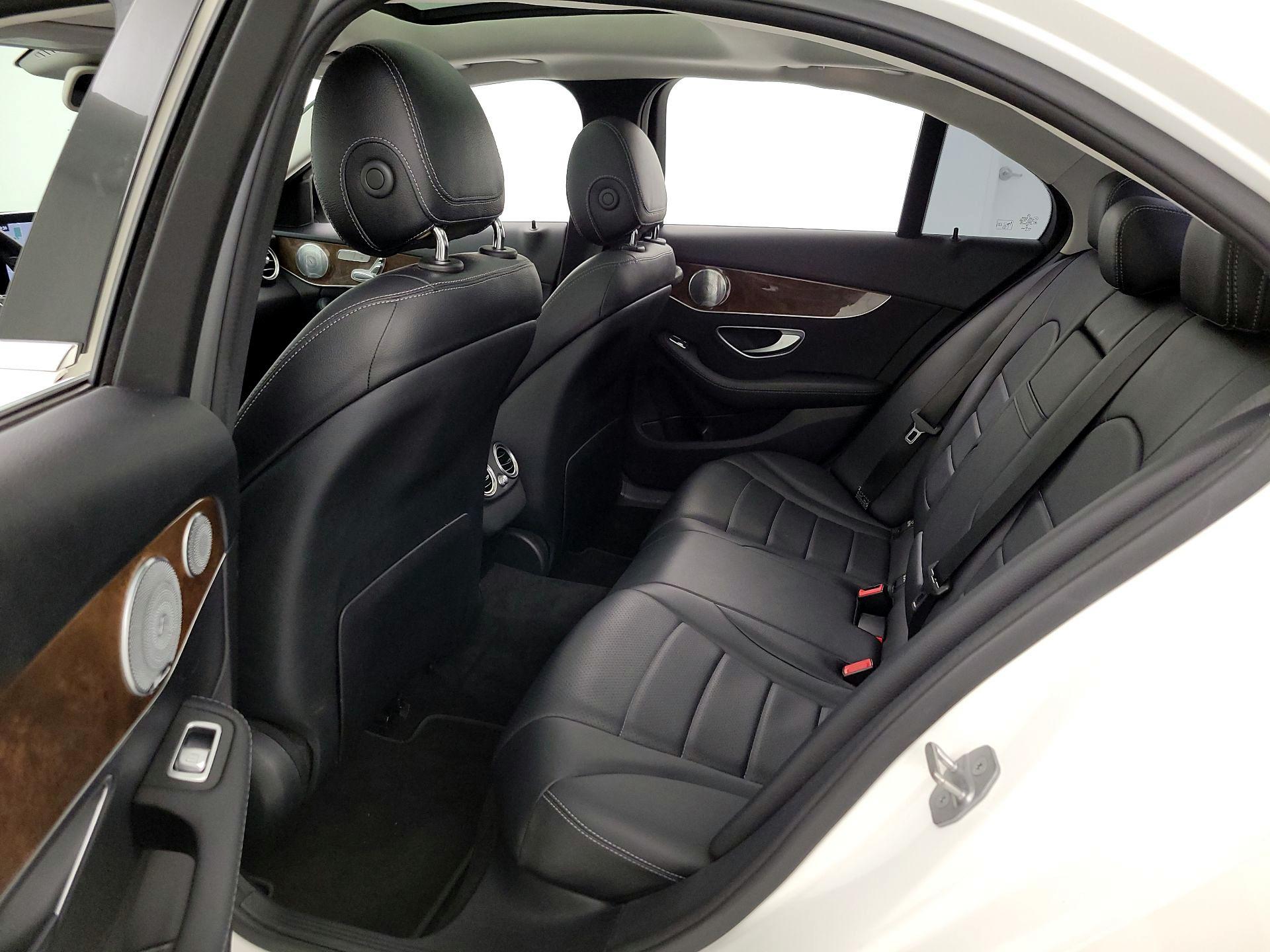 Thumbnail: 2016 Mercedes-Benz C-Class - 20