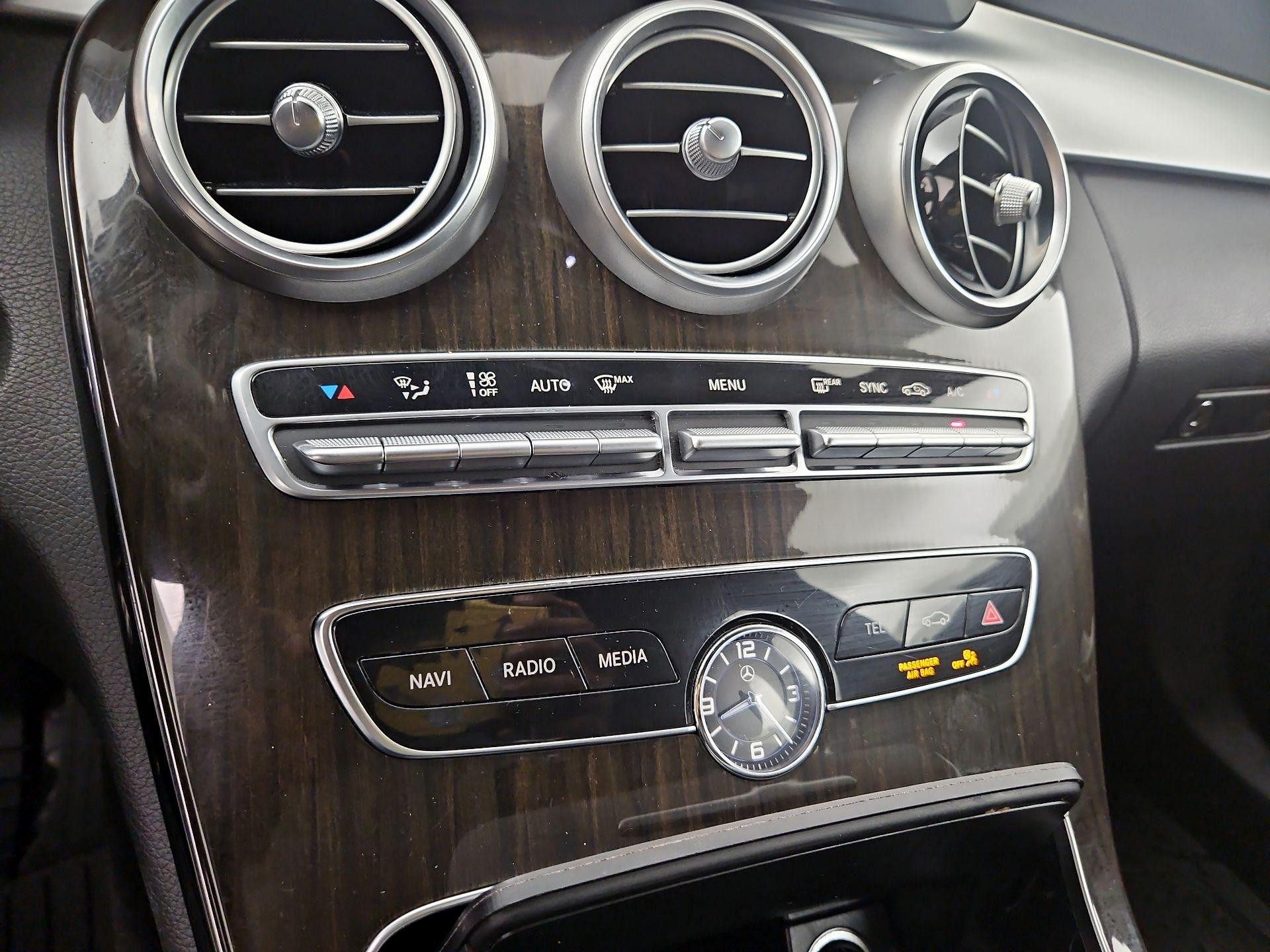 Thumbnail: 2019 Mercedes-Benz C-Class - 16