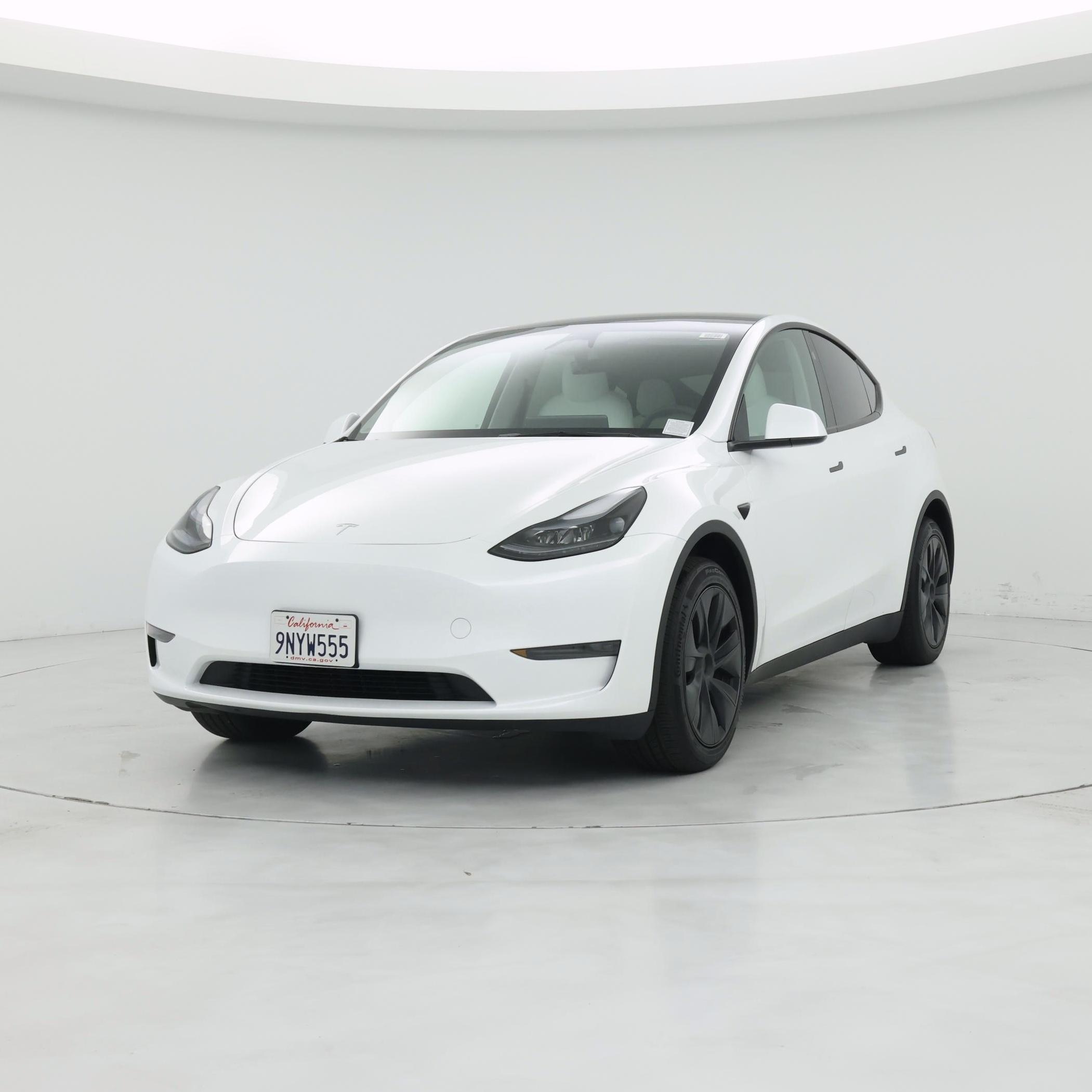 Thumbnail: 2024 Tesla Model Y - 4