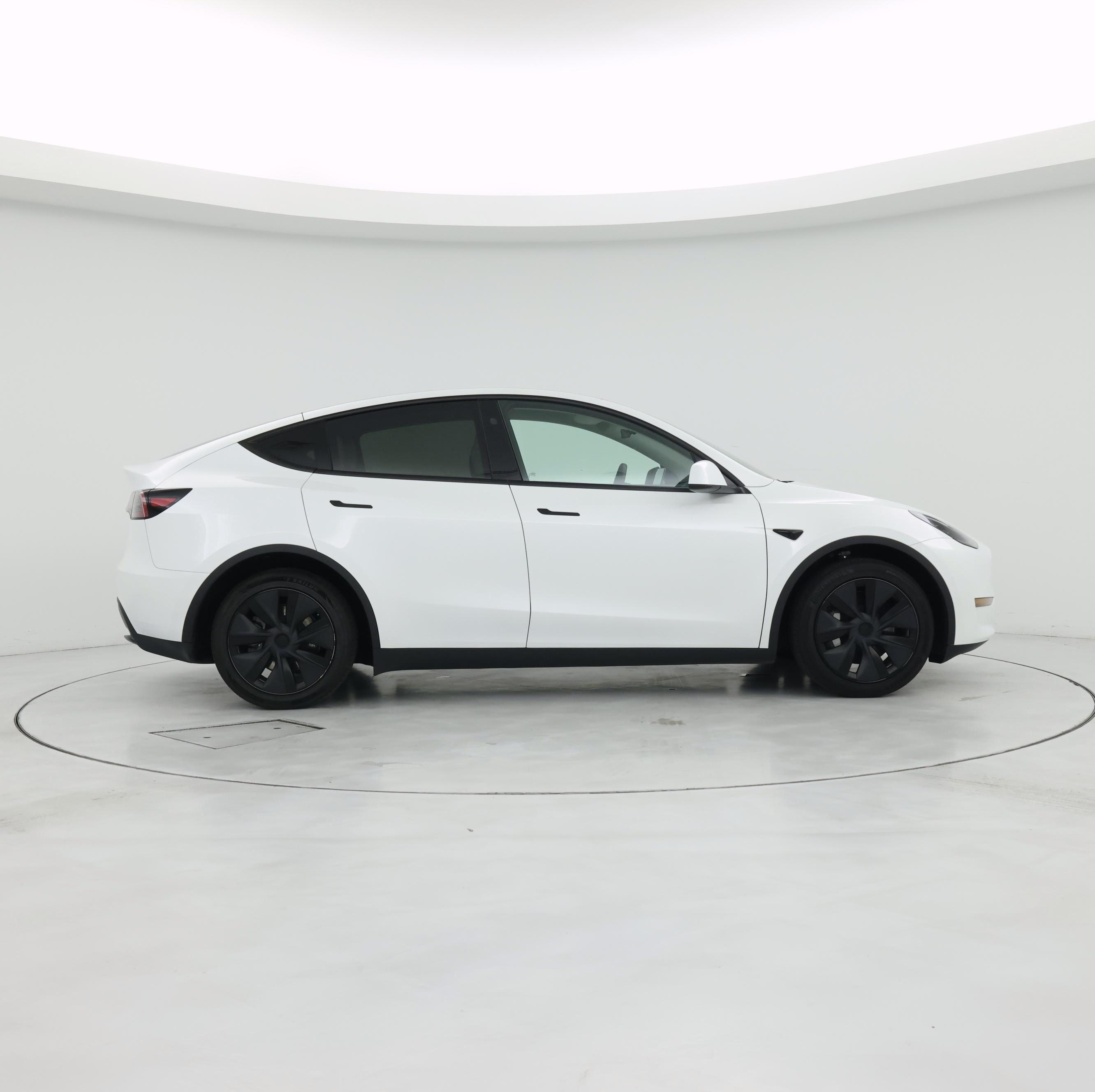 Thumbnail: 2024 Tesla Model Y - 7