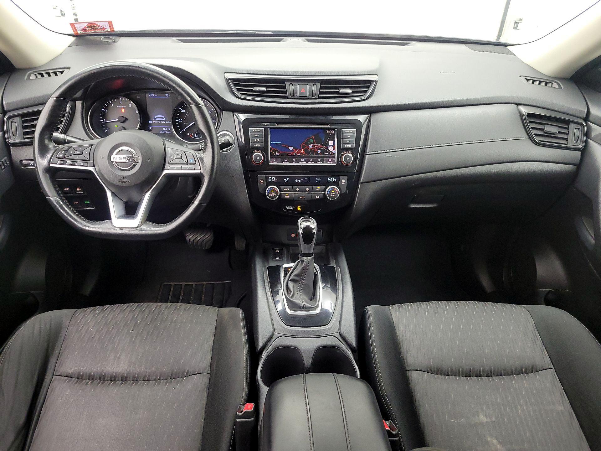 Thumbnail: 2019 Nissan Rogue - 9