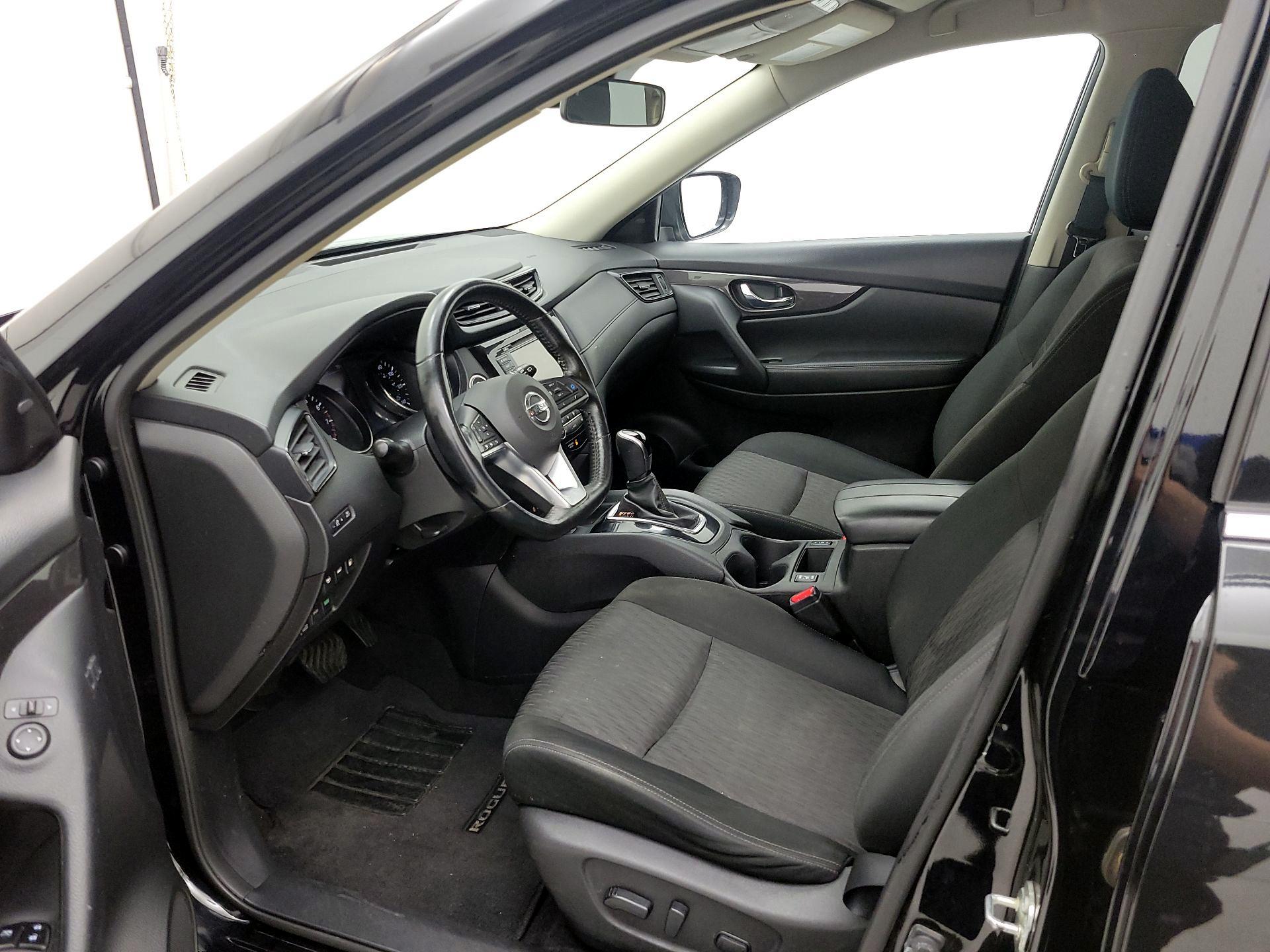 Thumbnail: 2019 Nissan Rogue - 11