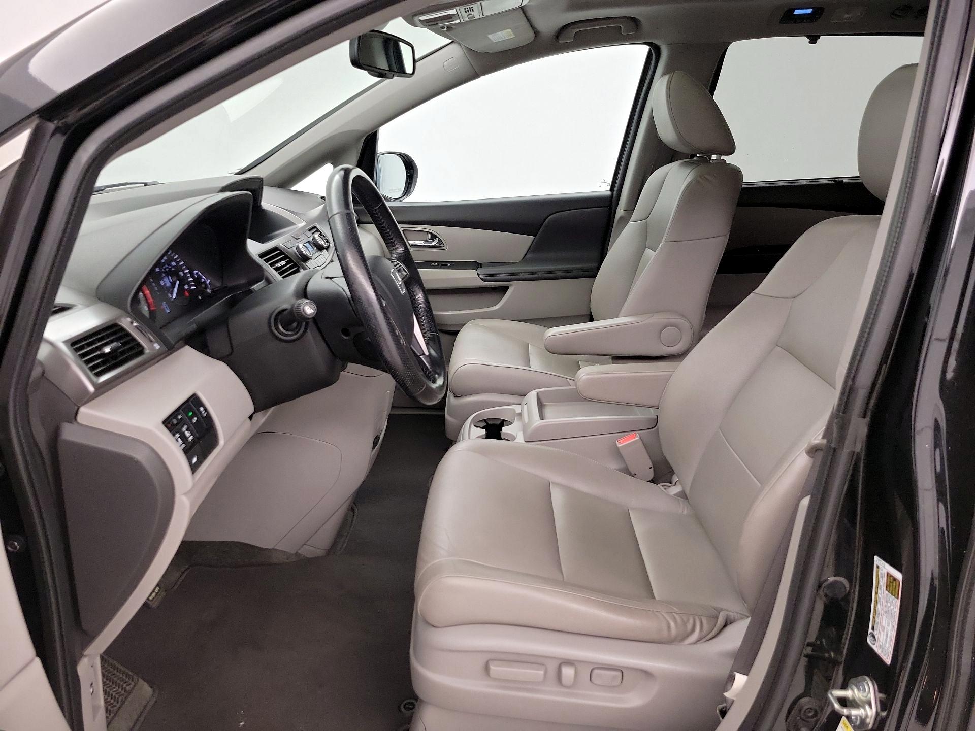 Thumbnail: 2017 Honda Odyssey - 11