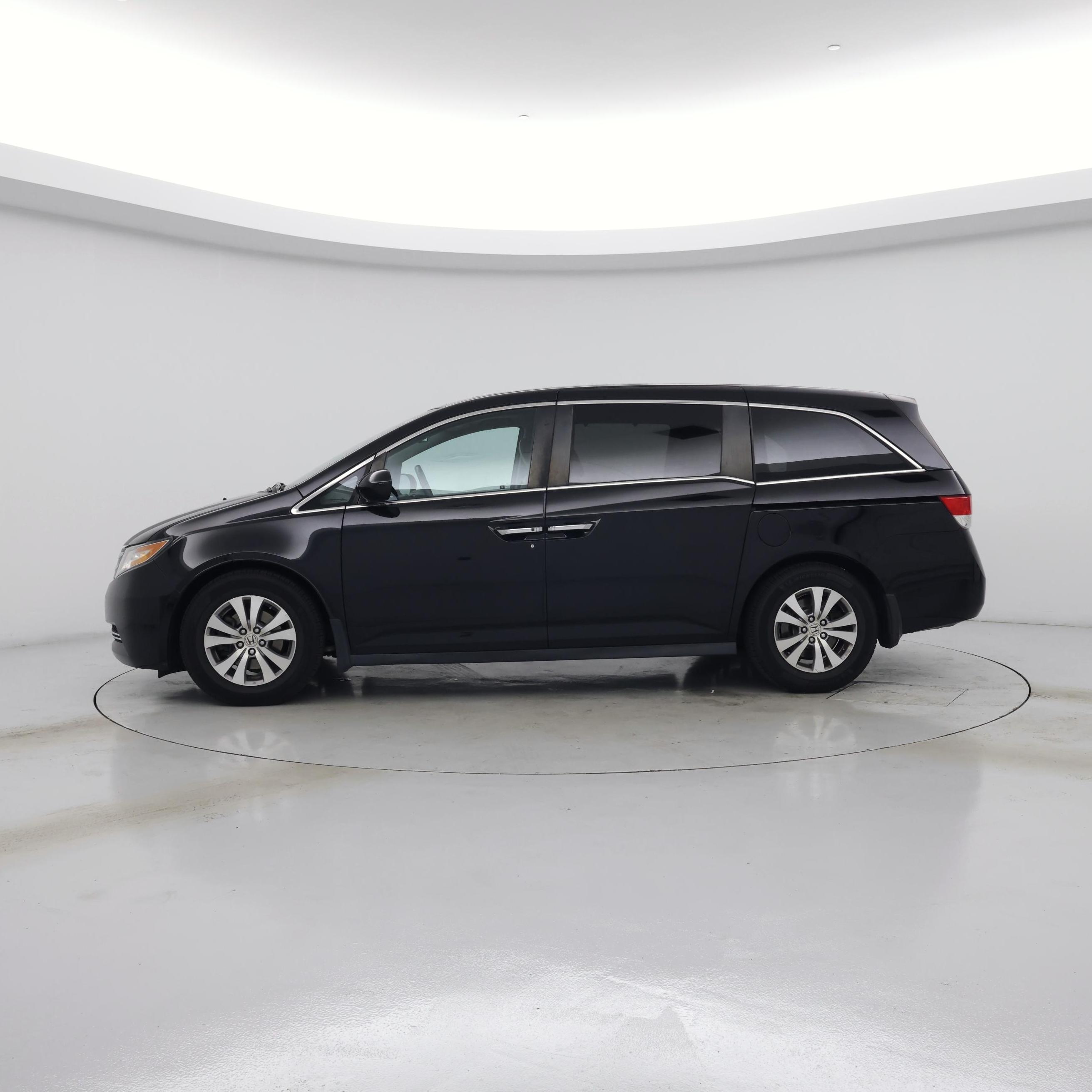Thumbnail: 2017 Honda Odyssey - 3