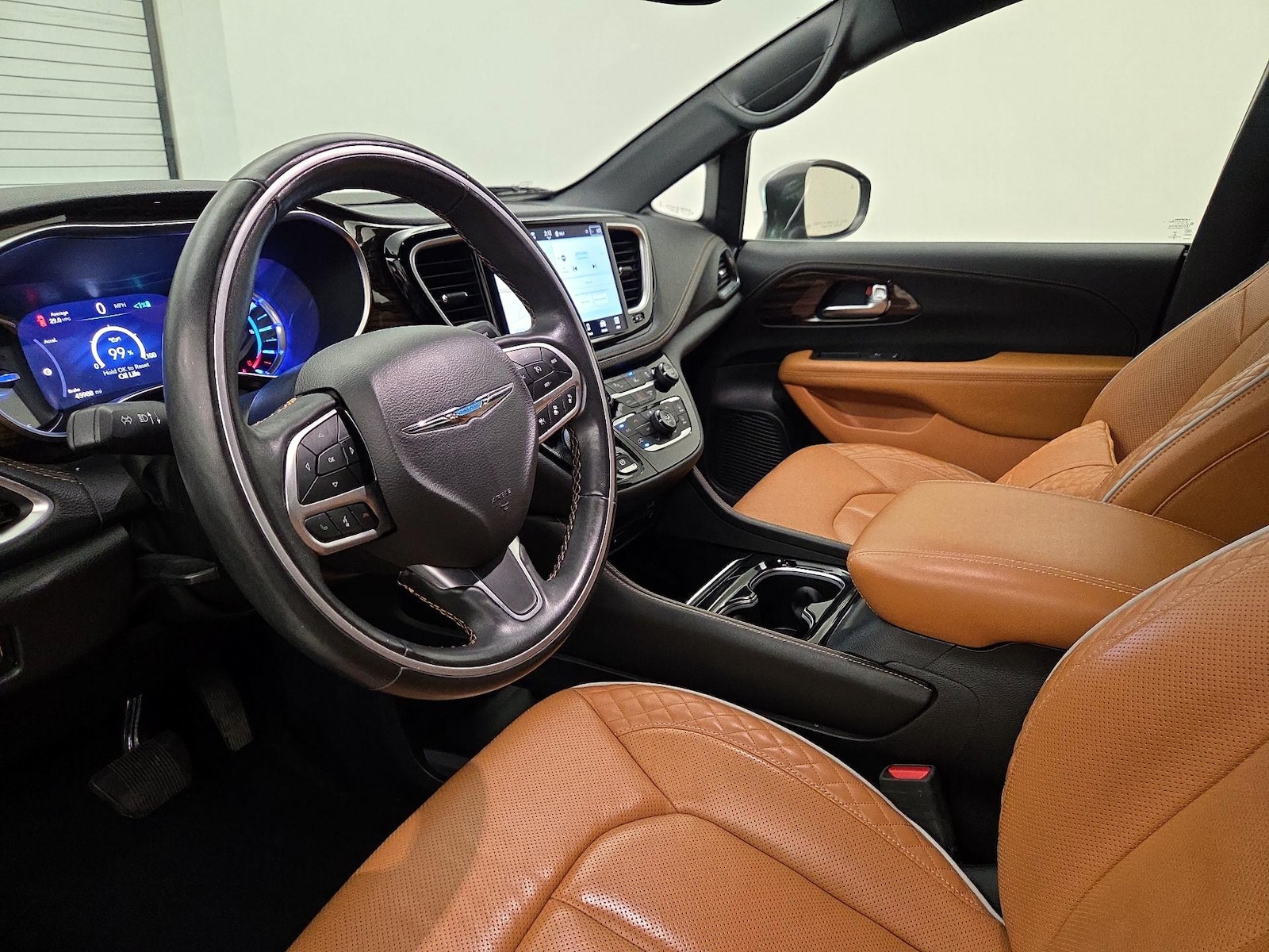 2021 Chrysler Pacifica Hybrid Pinnacle Hybrid - Photo 12