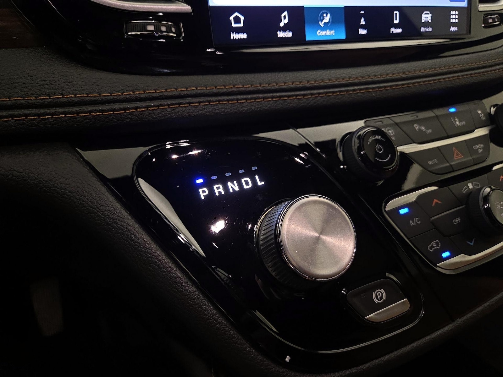 2021 Chrysler Pacifica Hybrid Pinnacle Hybrid - Photo 16