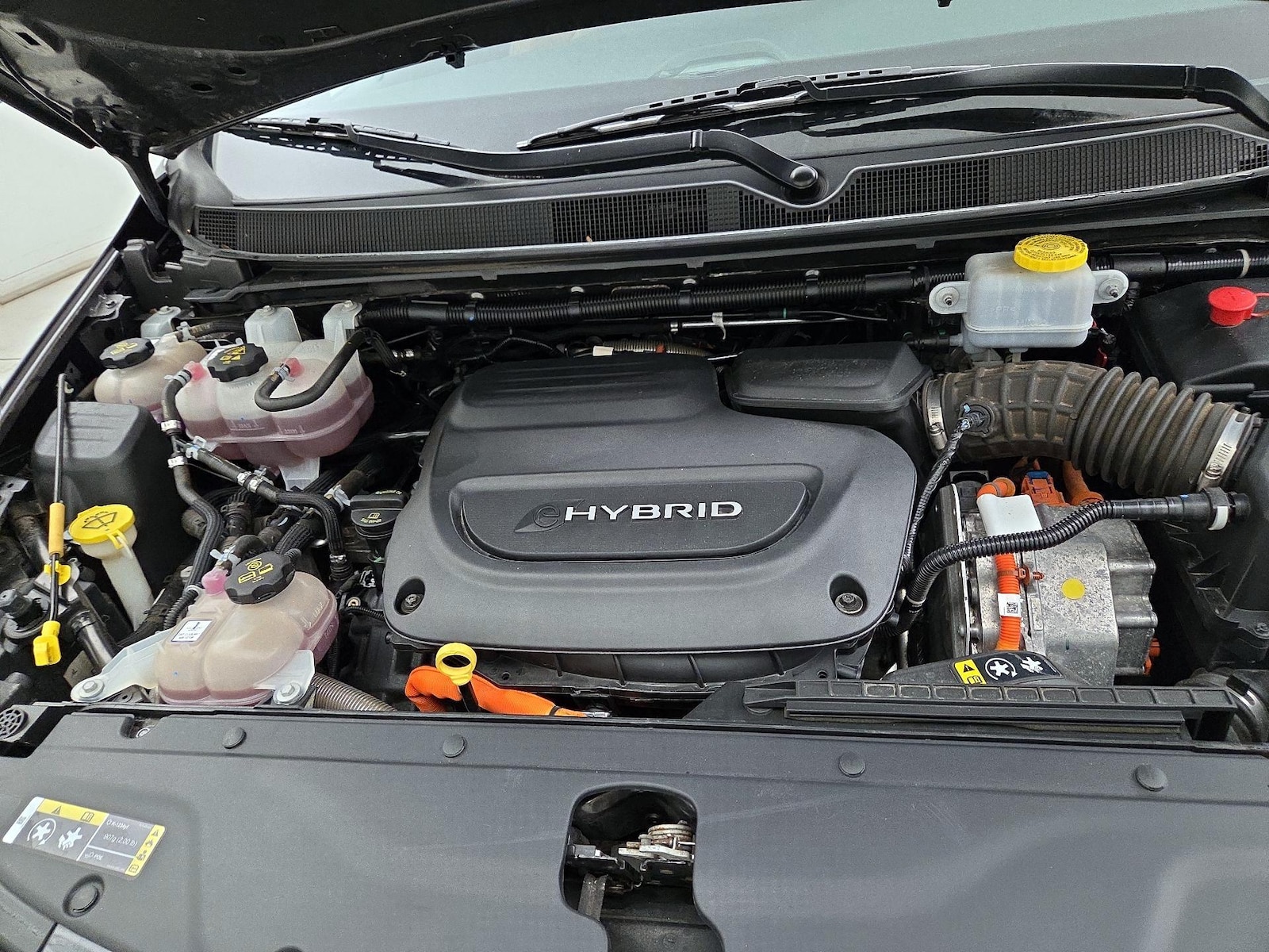 2021 Chrysler Pacifica Hybrid Pinnacle Hybrid - Photo 19