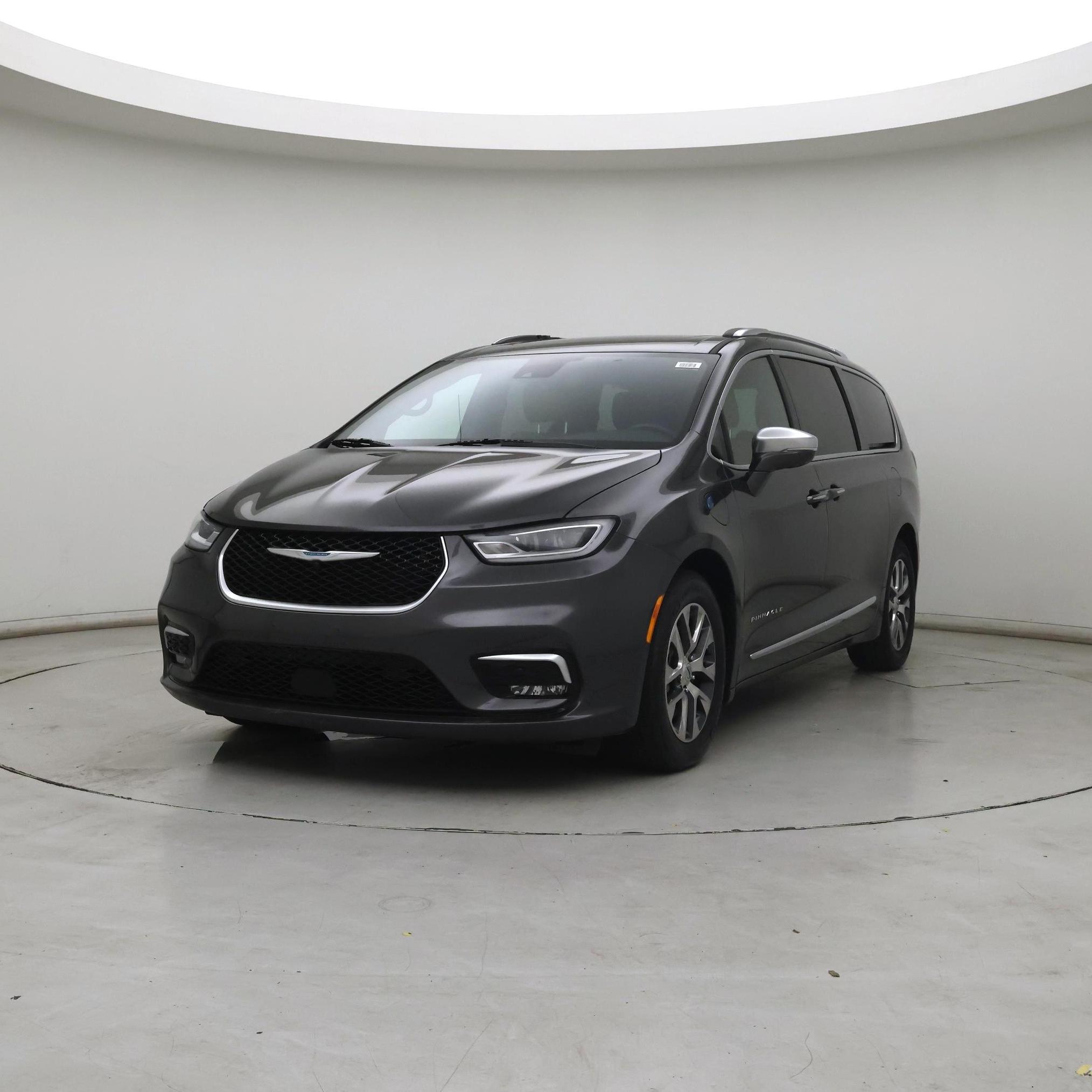 Thumbnail: 2021 Chrysler Pacifica - 4