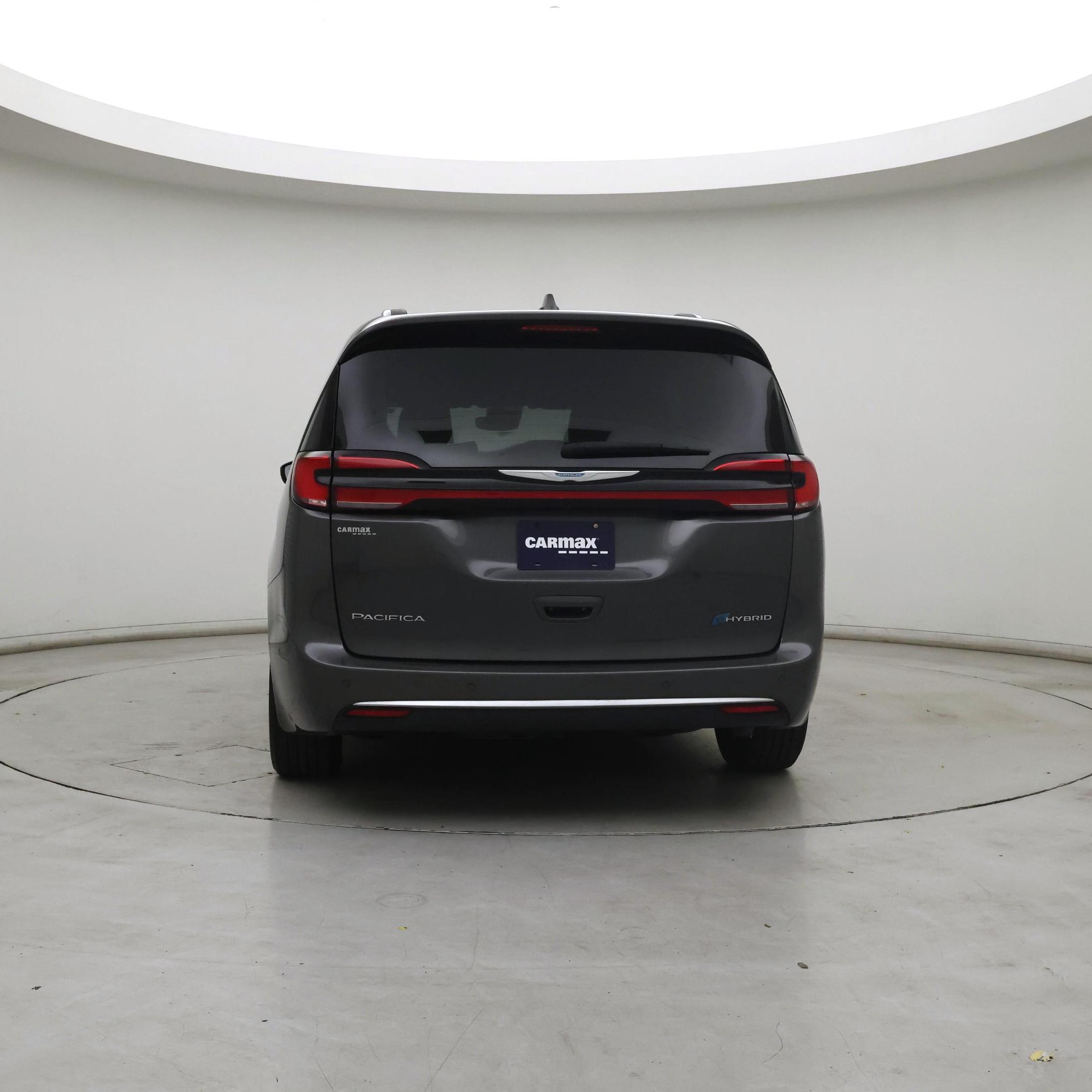 Thumbnail: 2021 Chrysler Pacifica - 6