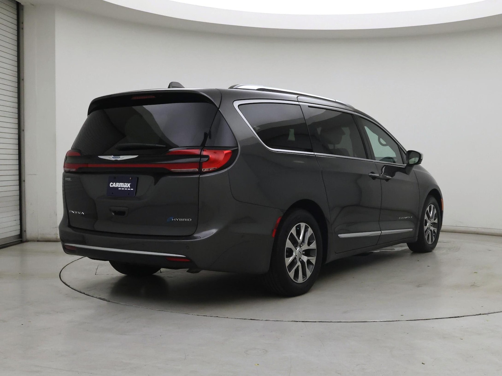 2021 Chrysler Pacifica Hybrid Pinnacle Hybrid - Photo 9