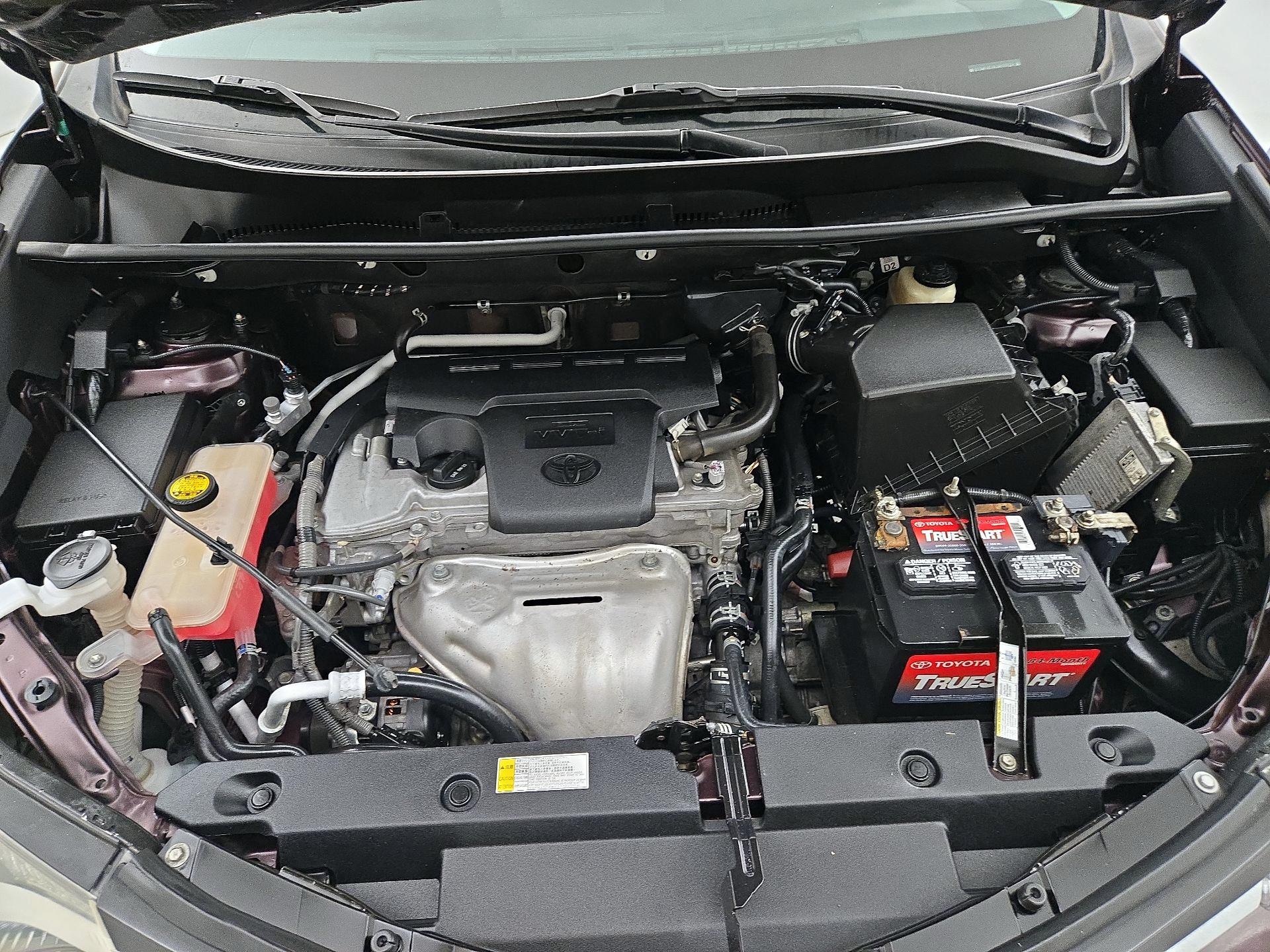 Thumbnail: 2018 Toyota RAV4 - 19