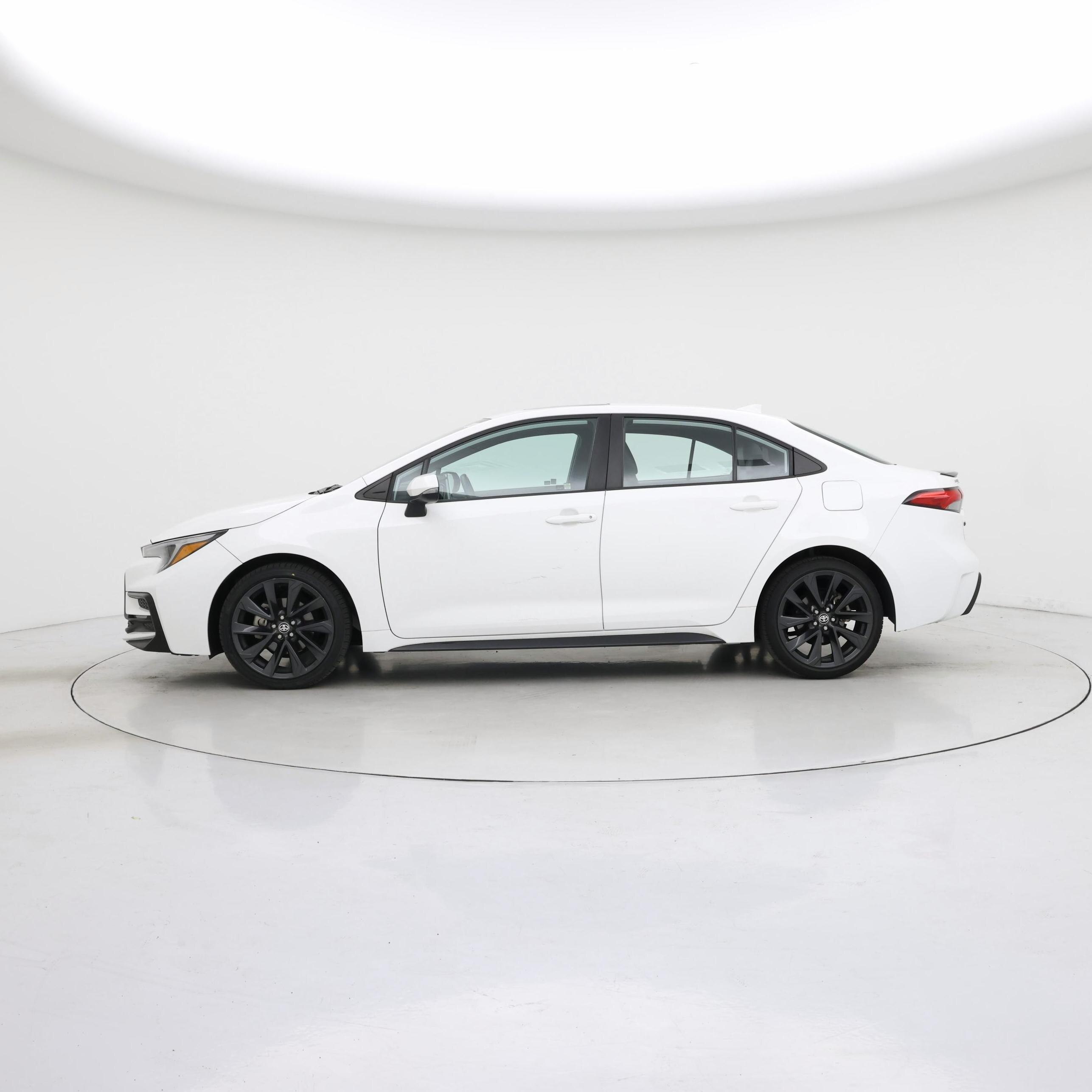 Thumbnail: 2023 Toyota Corolla - 3