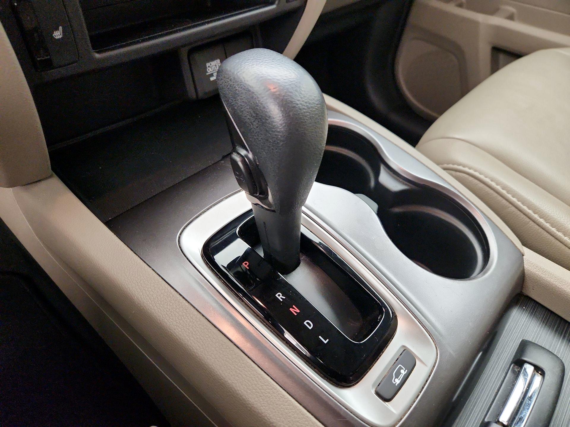 Thumbnail: 2020 Honda Pilot - 17