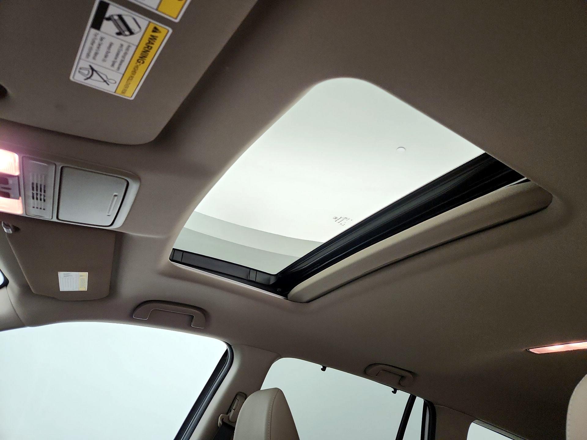 Thumbnail: 2020 Honda Pilot - 19