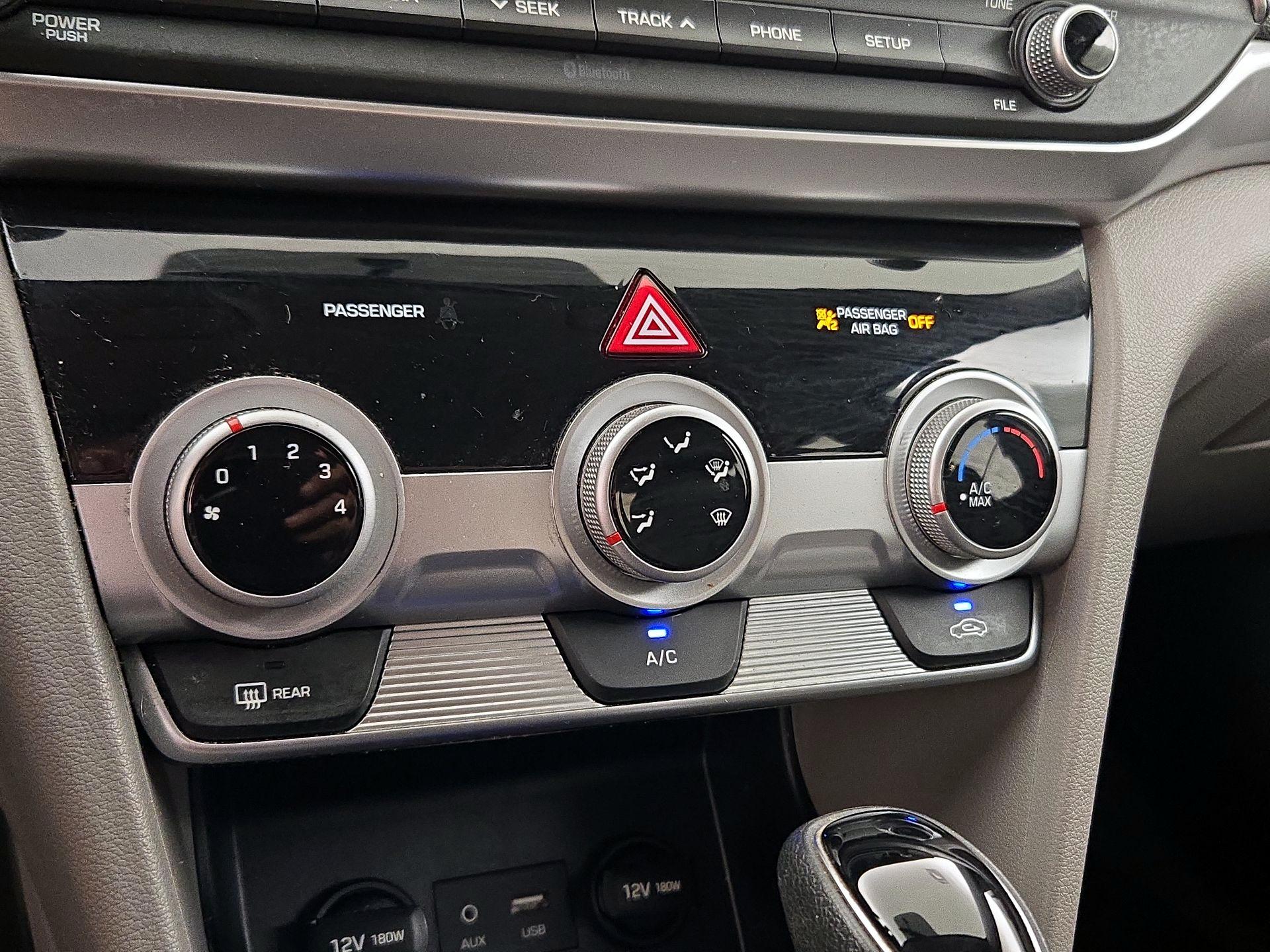 Thumbnail: 2019 Hyundai Elantra - 16