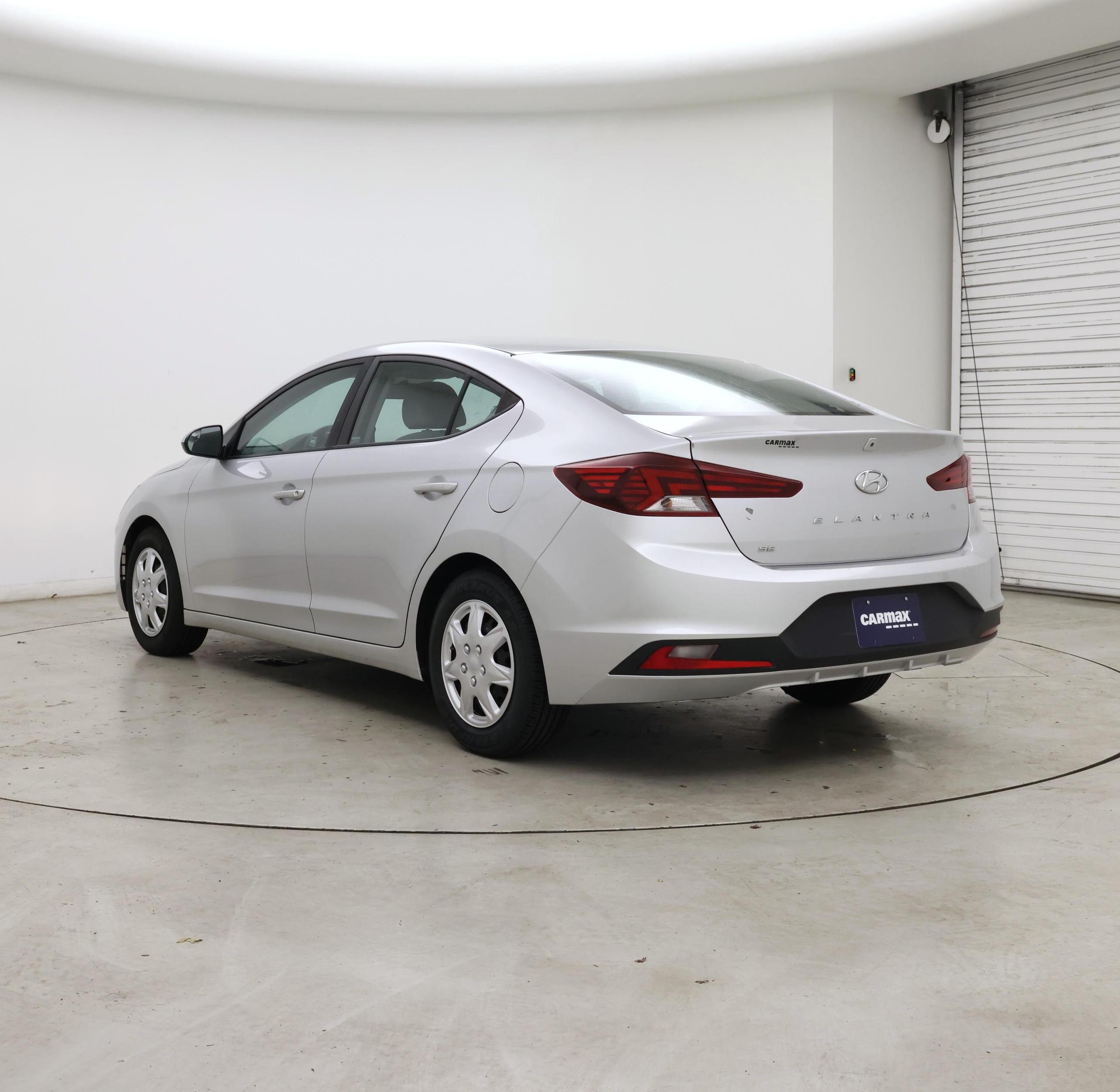 Thumbnail: 2019 Hyundai Elantra - 2