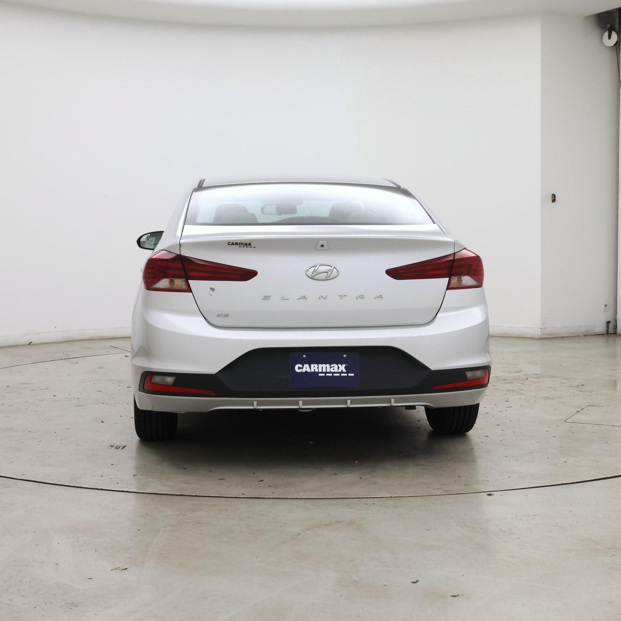 Thumbnail: 2019 Hyundai Elantra - 6