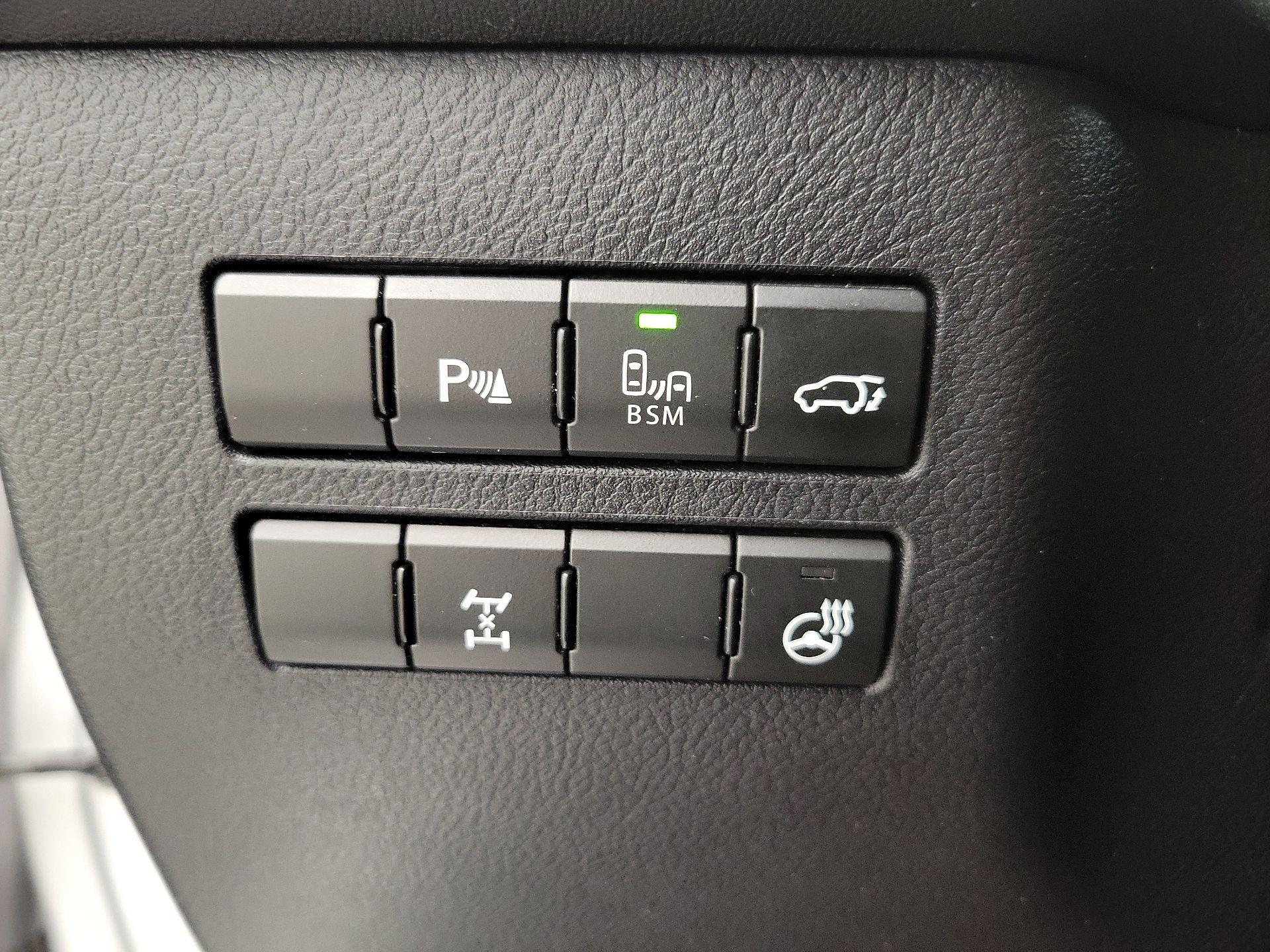 Thumbnail: 2015 Lexus NX - 13