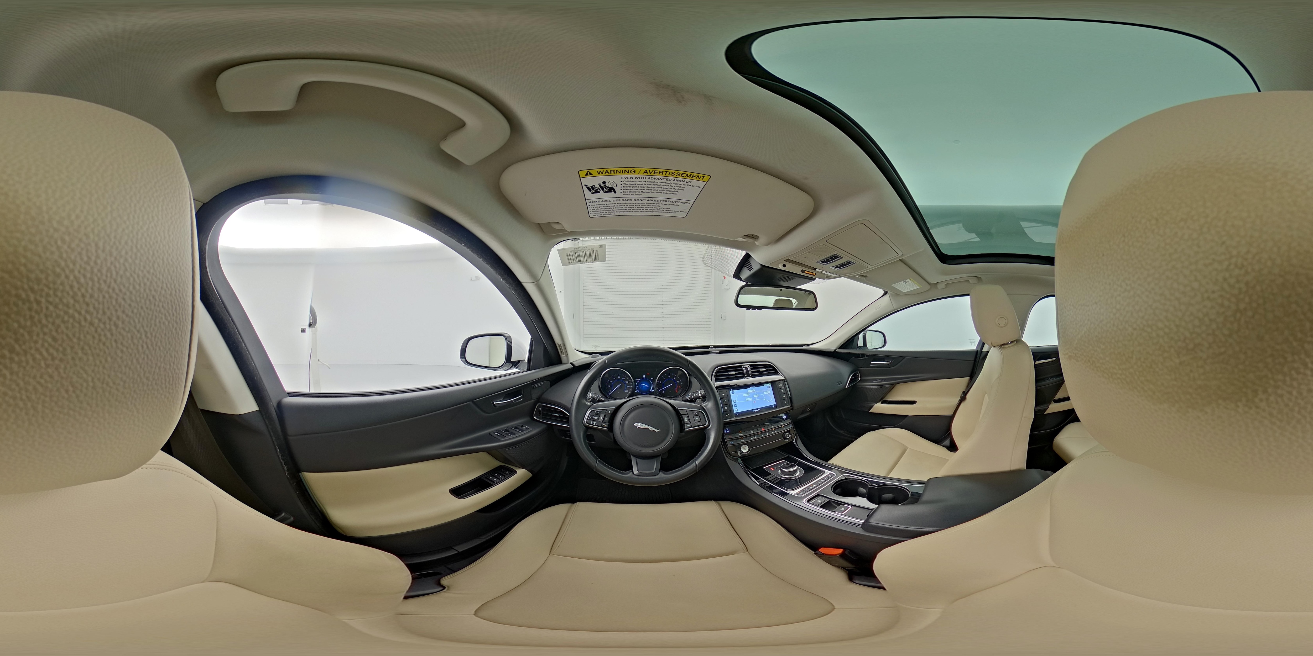 2017 Jaguar XE Premium - Photo 29
