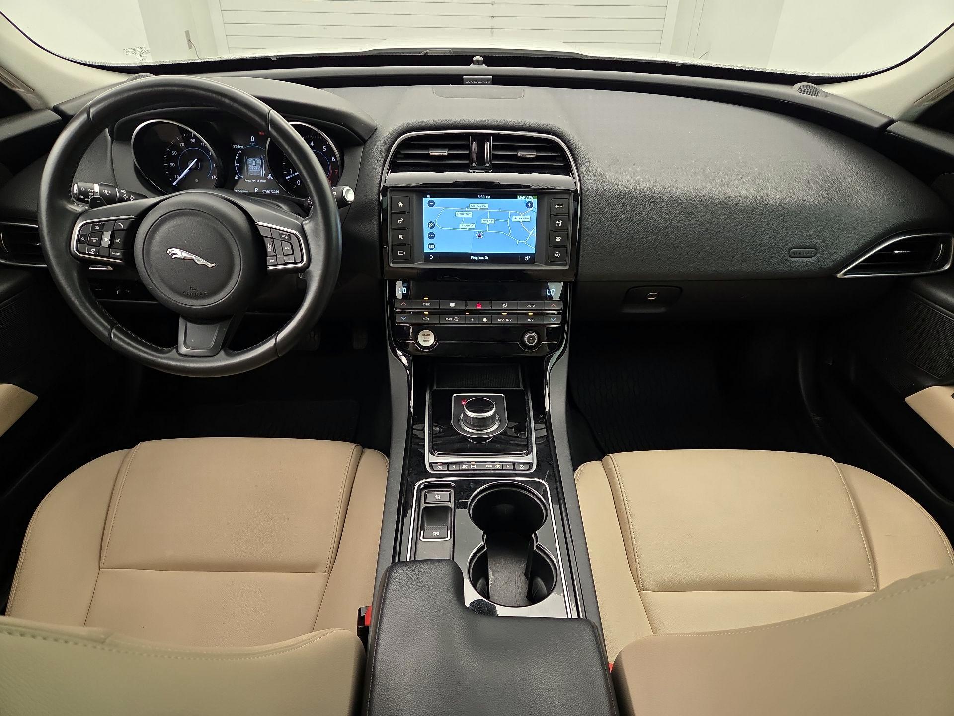 Thumbnail: 2017 Jaguar XE - 9
