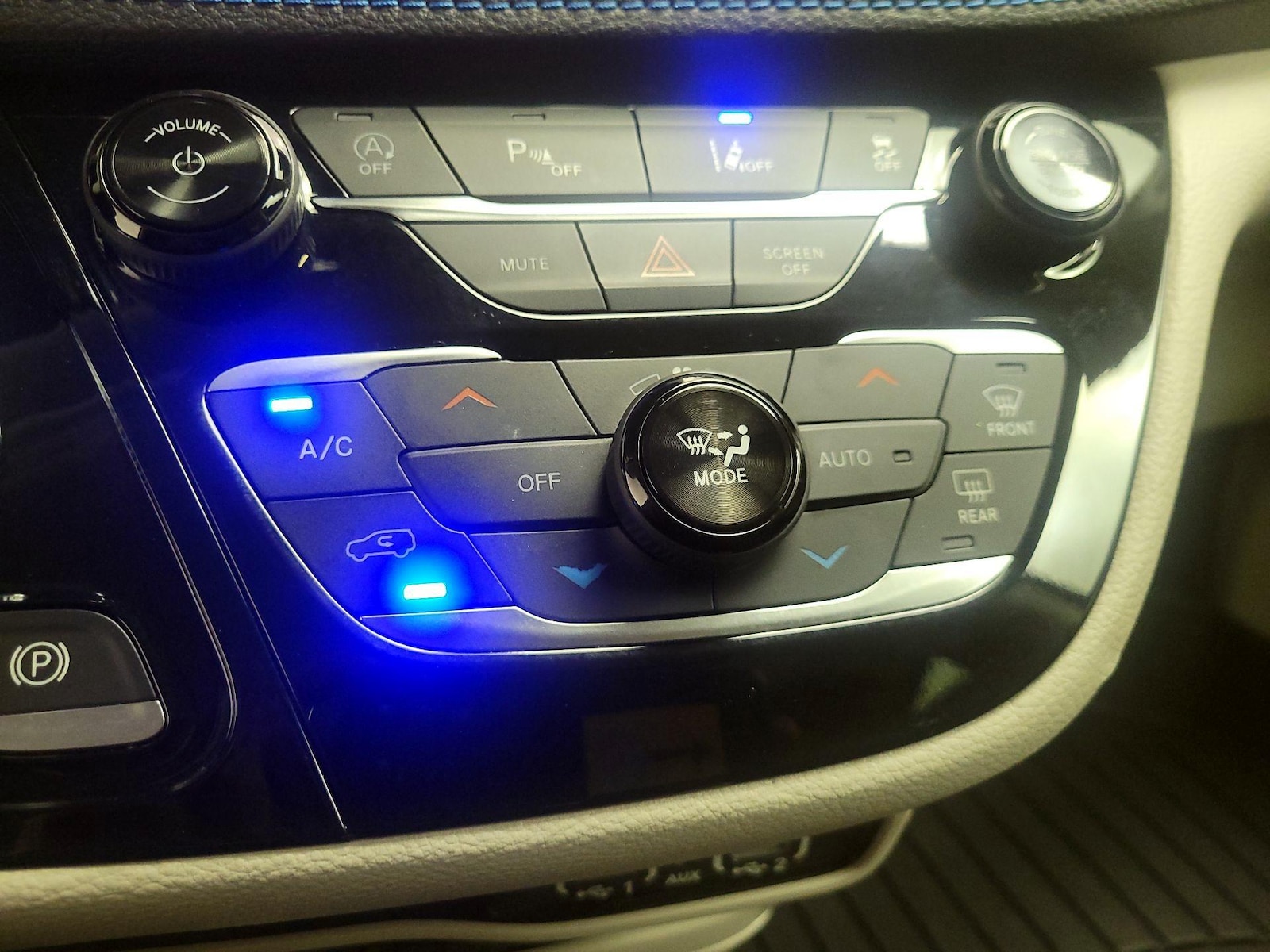2021 Chrysler Pacifica Touring L - Photo 17