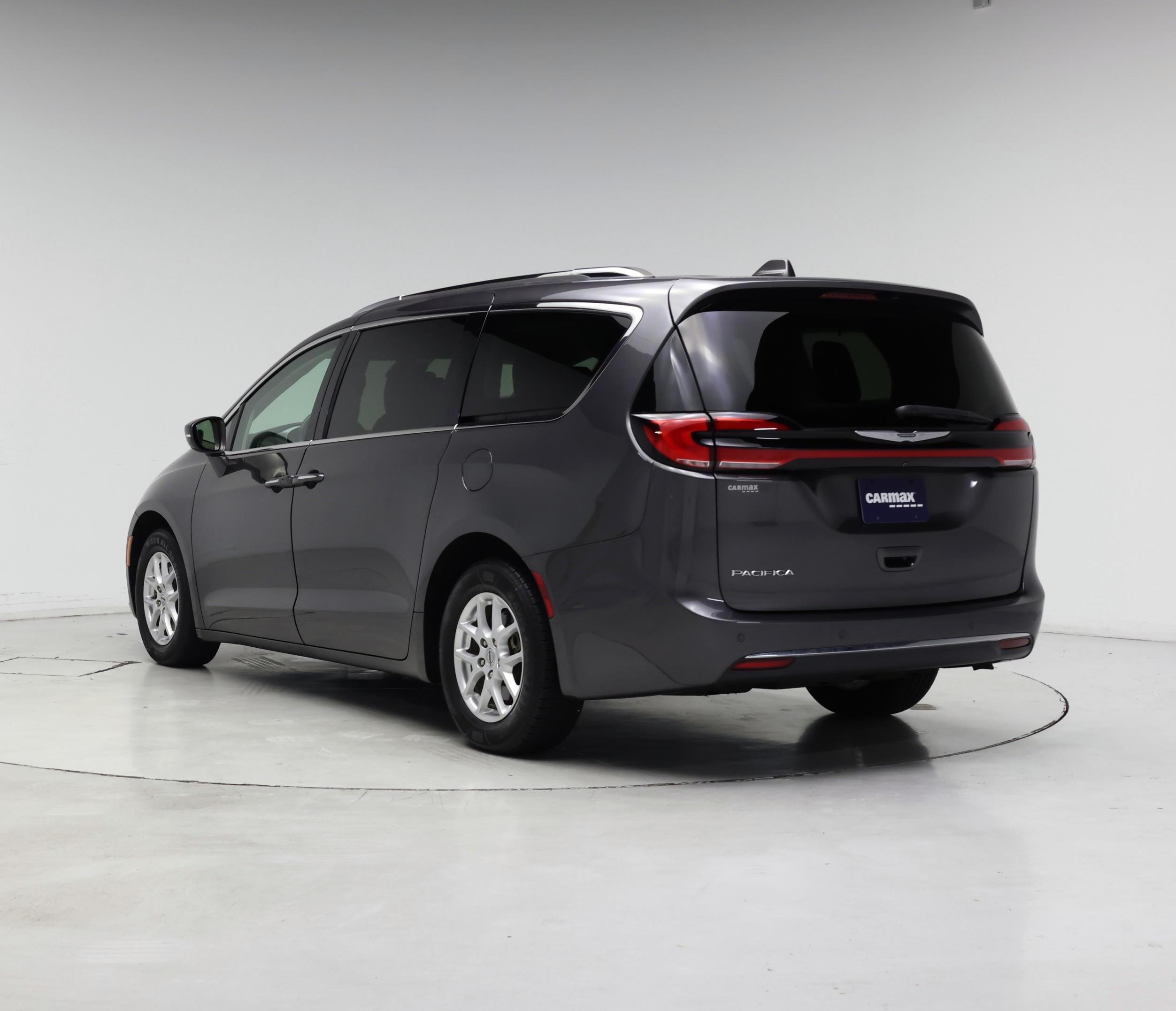 Thumbnail: 2021 Chrysler Pacifica - 2