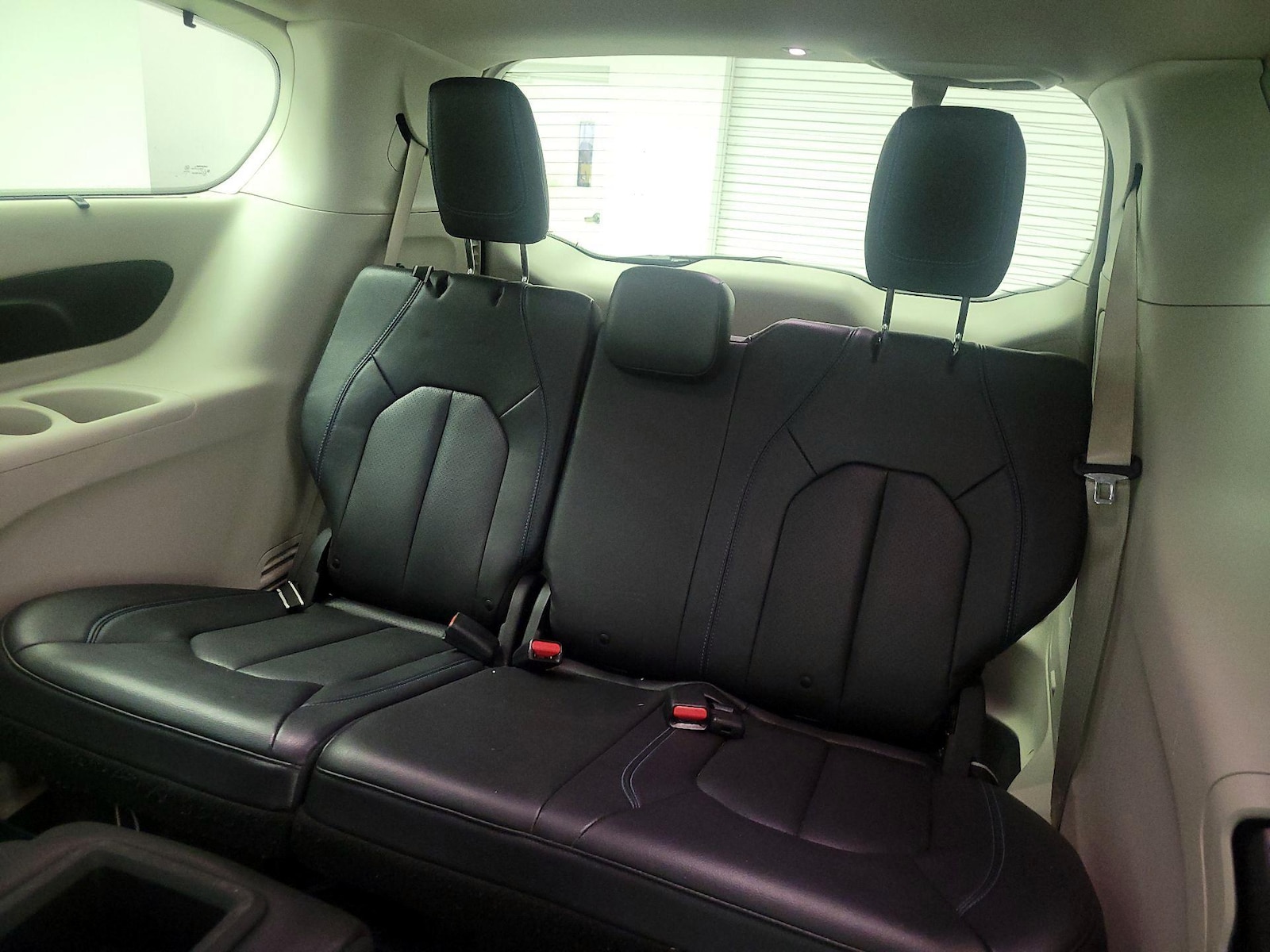 2021 Chrysler Pacifica Touring L - Photo 21