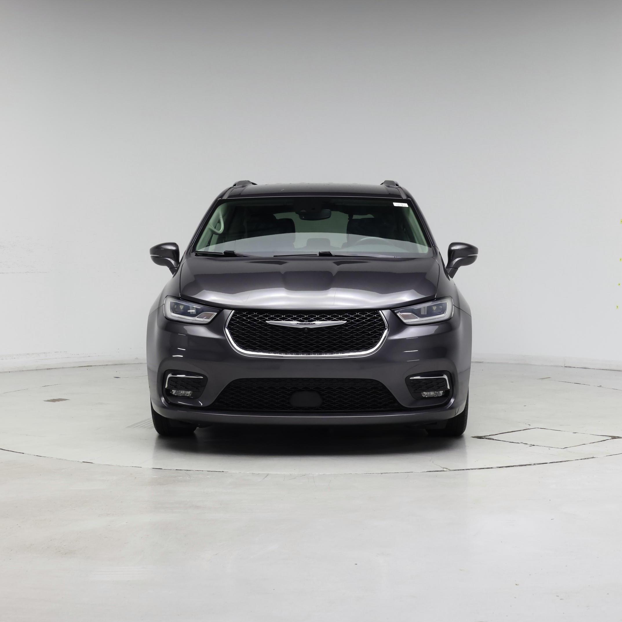 Thumbnail: 2021 Chrysler Pacifica - 5