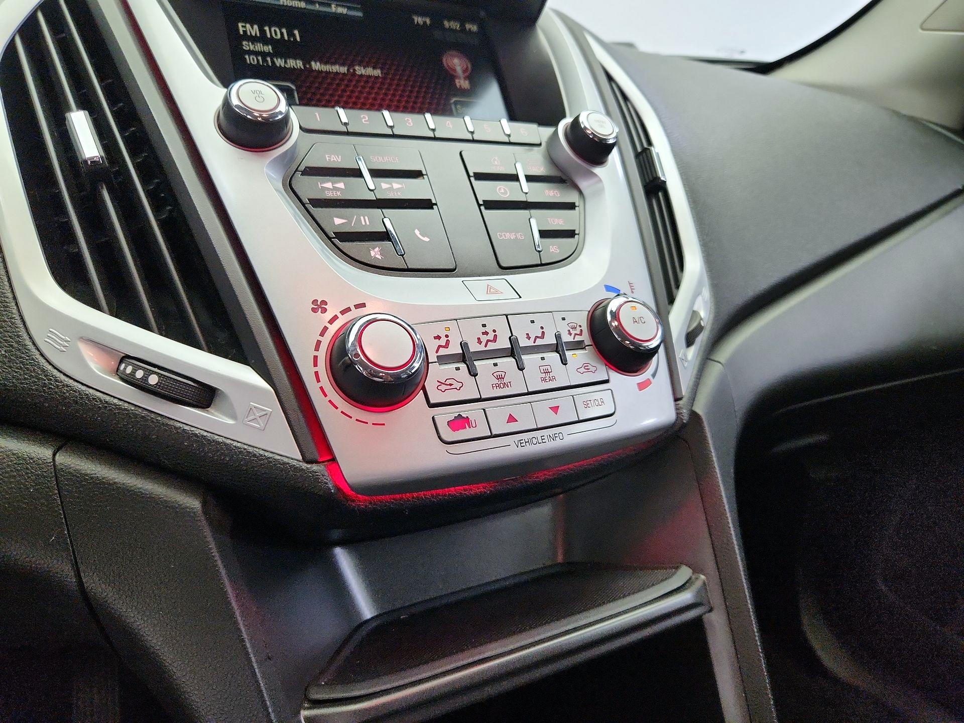 Thumbnail: 2017 GMC Terrain - 16