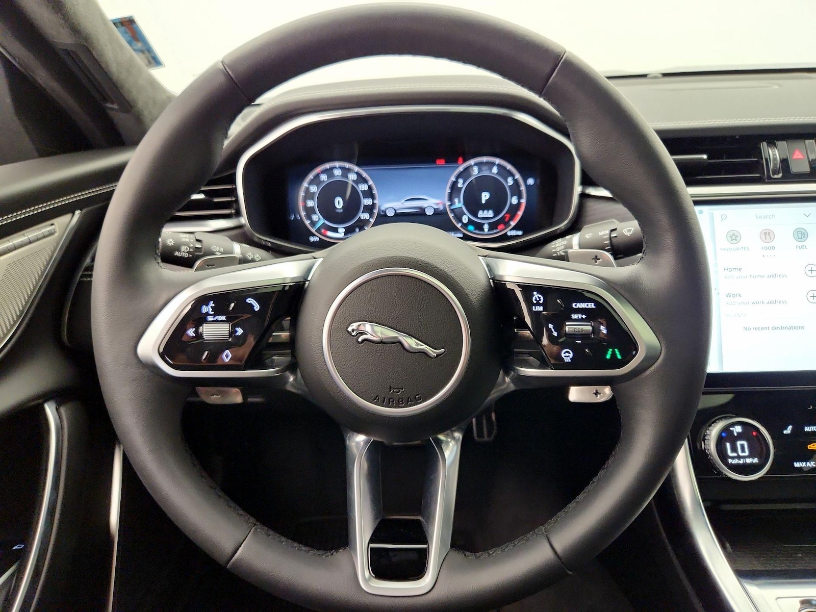 2024 Jaguar XF R-Dynamic SE - Photo 11