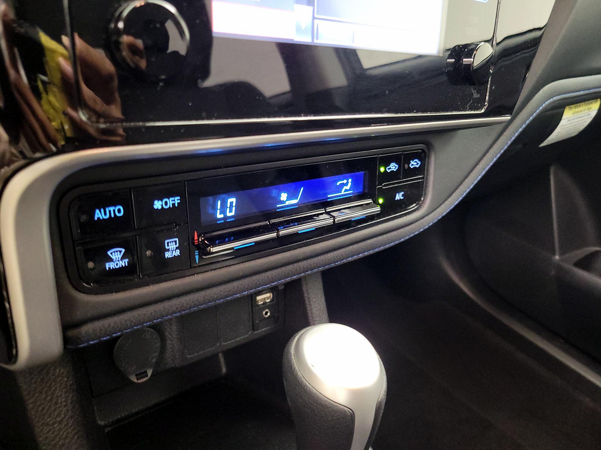 Thumbnail: 2019 Toyota Corolla - 16