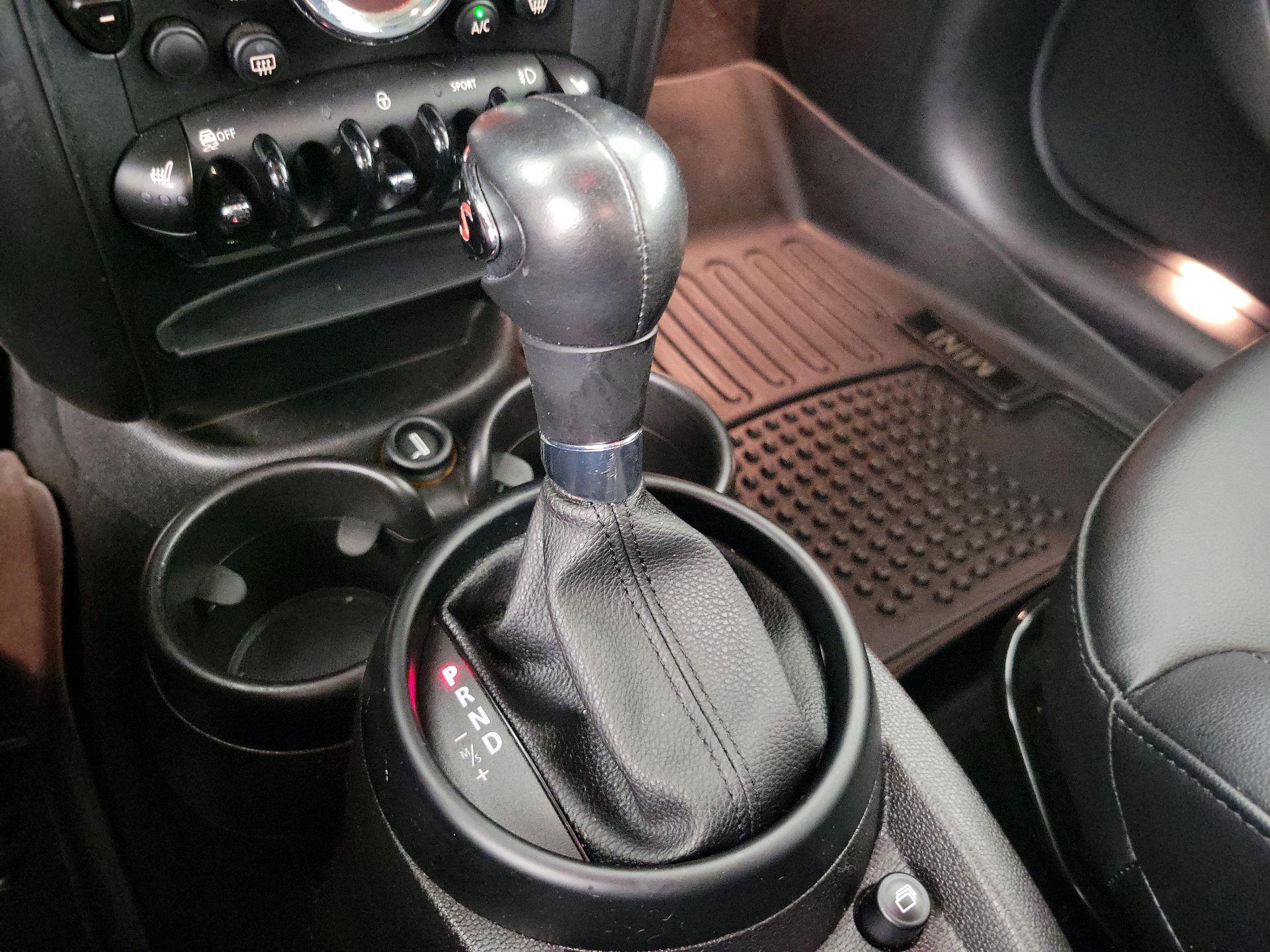 Thumbnail: 2016 MINI Cooper Countryman - 17