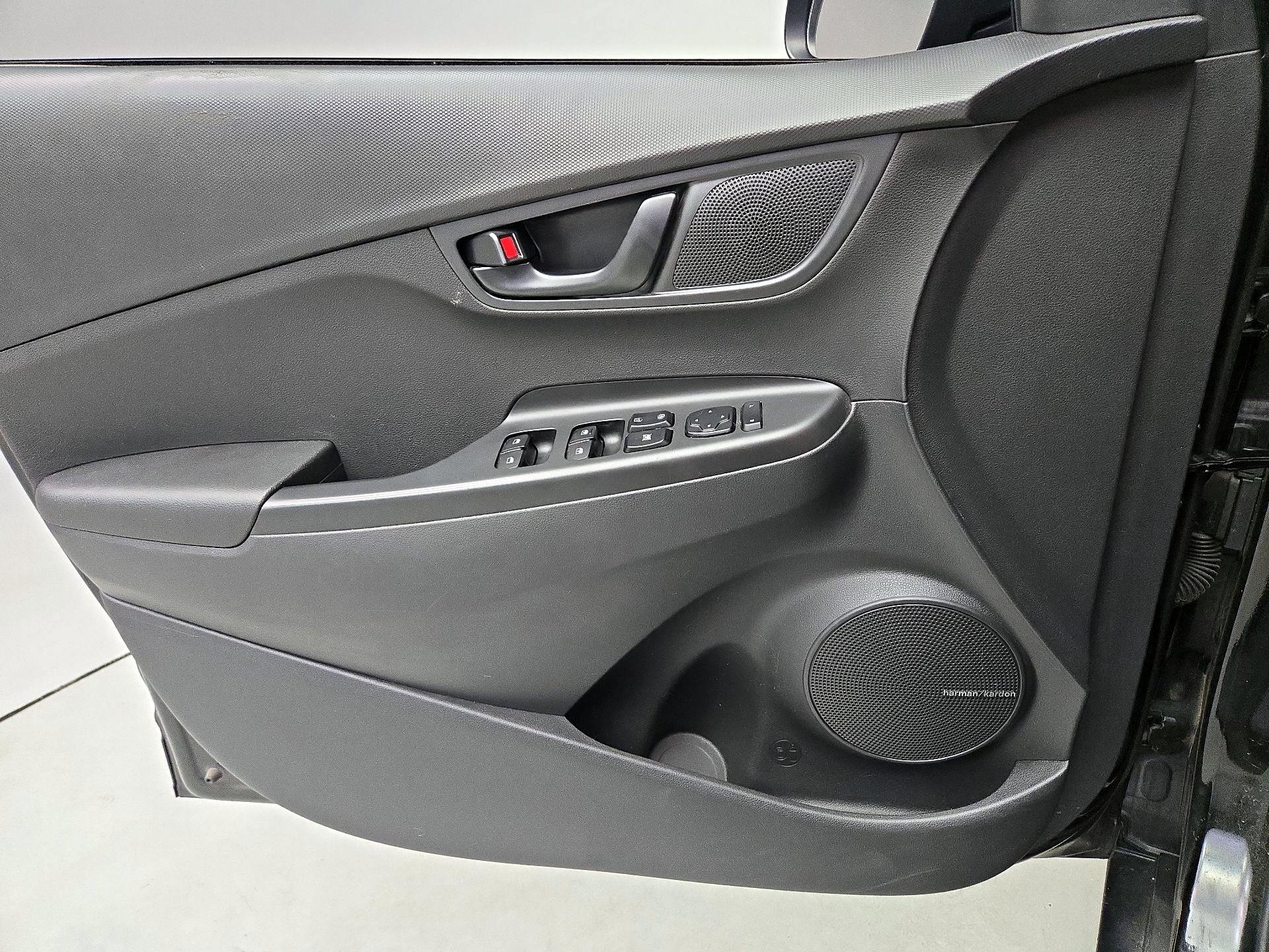 Thumbnail: 2022 Hyundai Kona - 12
