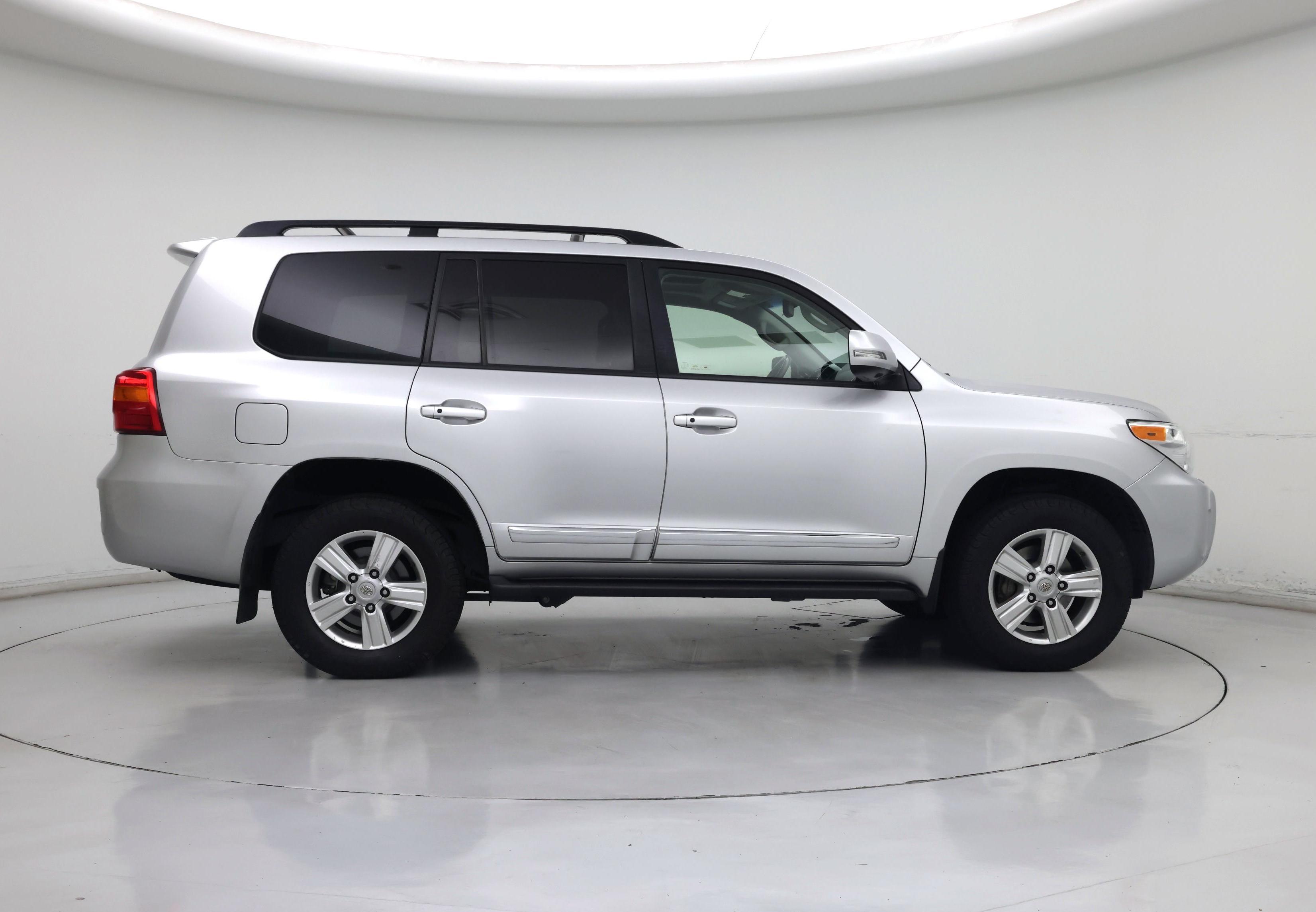 Thumbnail: 2015 Toyota Land Cruiser - 7